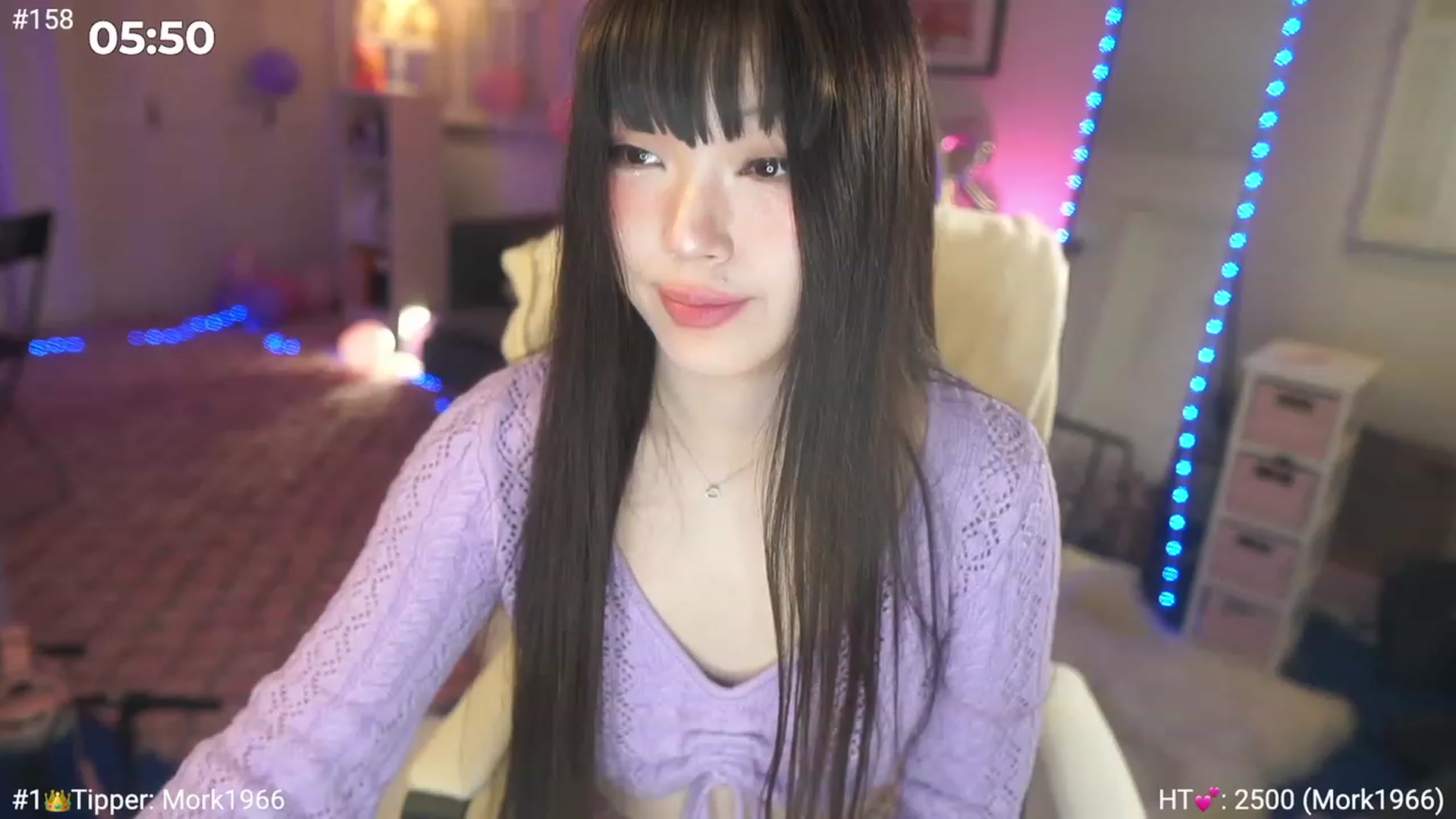 Gallery image thumbnail from AmyCanterbury's myfreecams stream on, 12/10/2022, 08:11 image 2 of 20