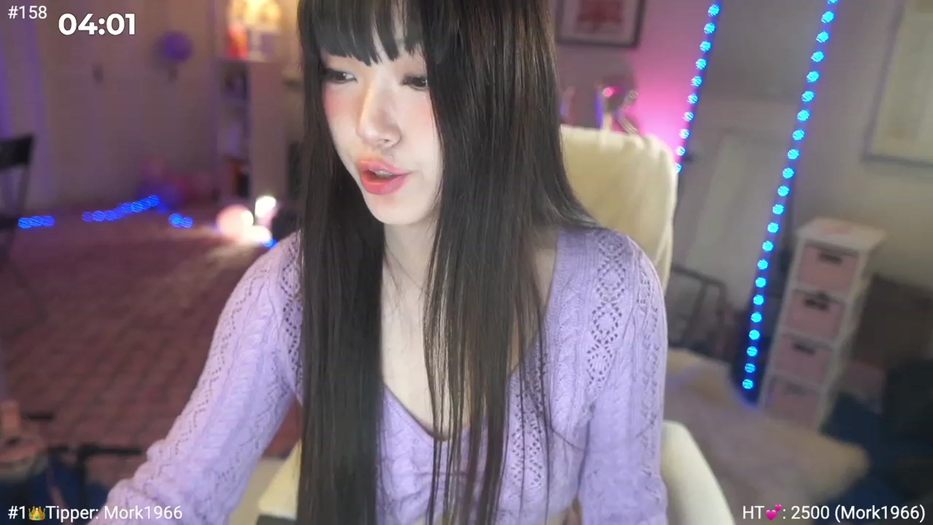 Gallery image thumbnail from AmyCanterbury's myfreecams stream on, 12/10/2022, 08:11 image 4 of 20