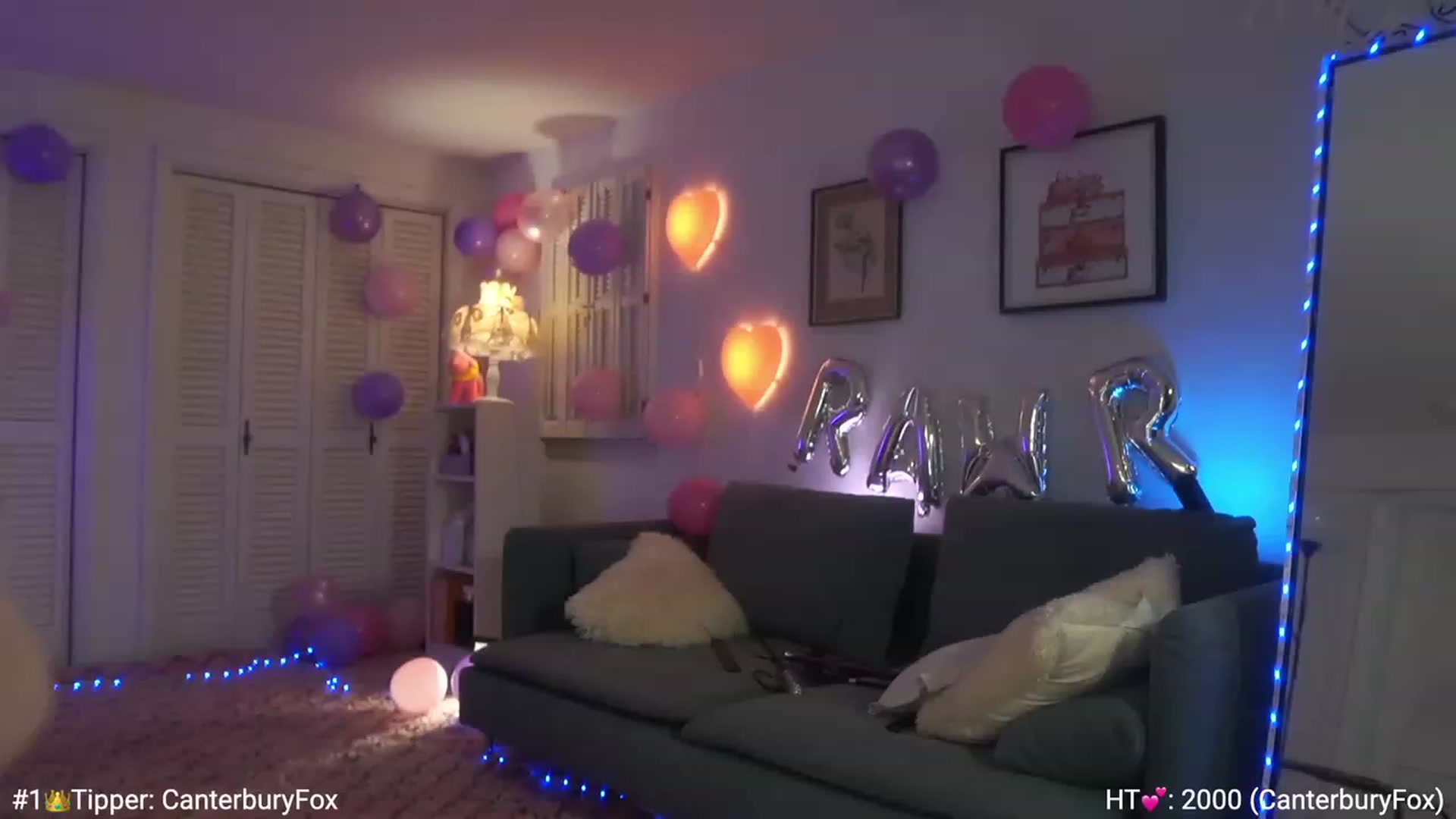 Gallery image thumbnail from AmyCanterbury's myfreecams stream on, 12/11/2022, 08:10 image 2 of 20
