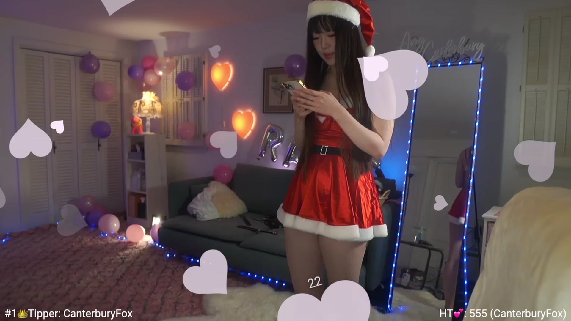 Gallery image thumbnail from AmyCanterbury's myfreecams stream on, 12/18/2022, 07:14 image 1 of 20