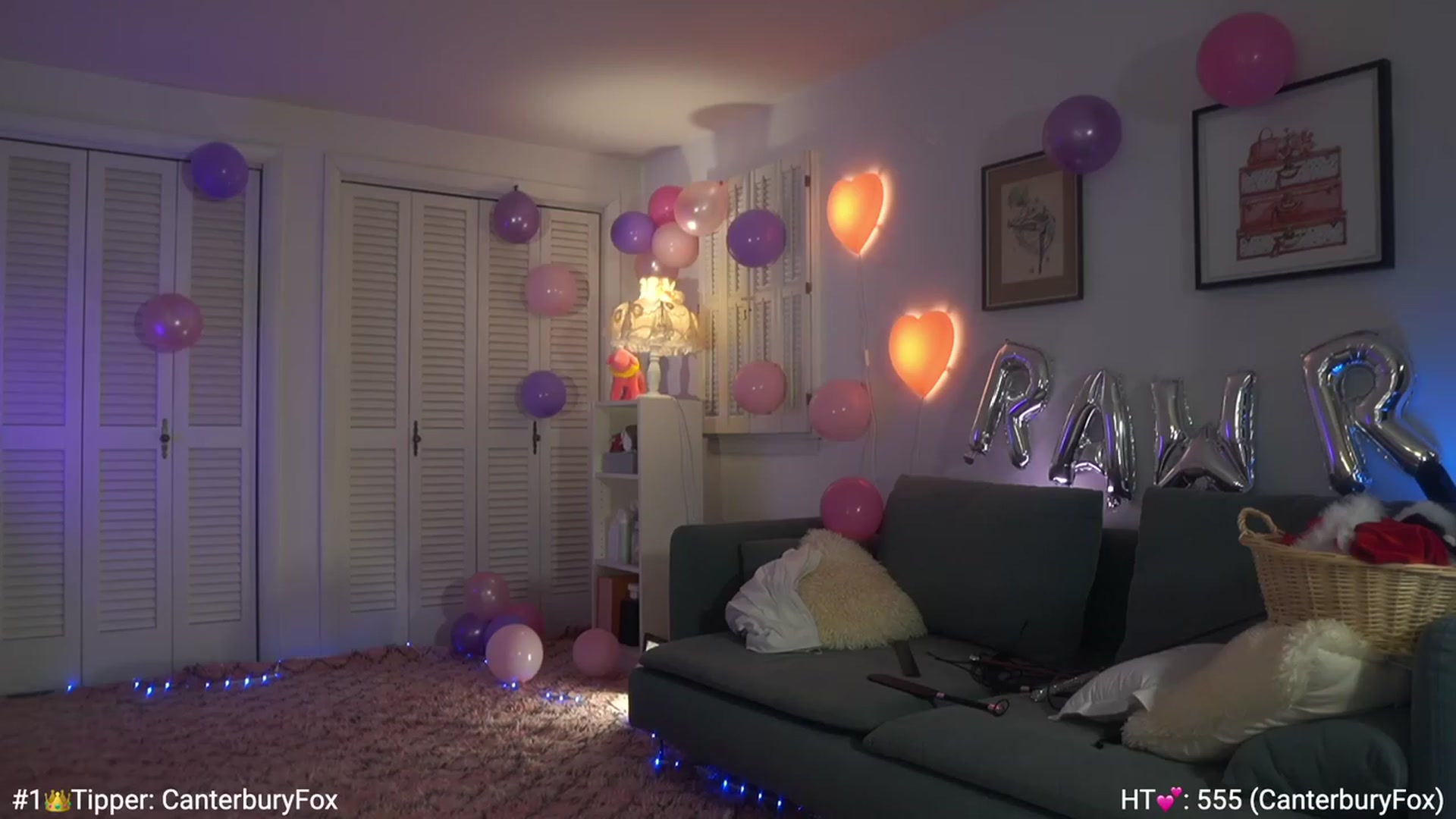 Gallery image thumbnail from AmyCanterbury's myfreecams stream on, 12/18/2022, 07:14 image 9 of 20