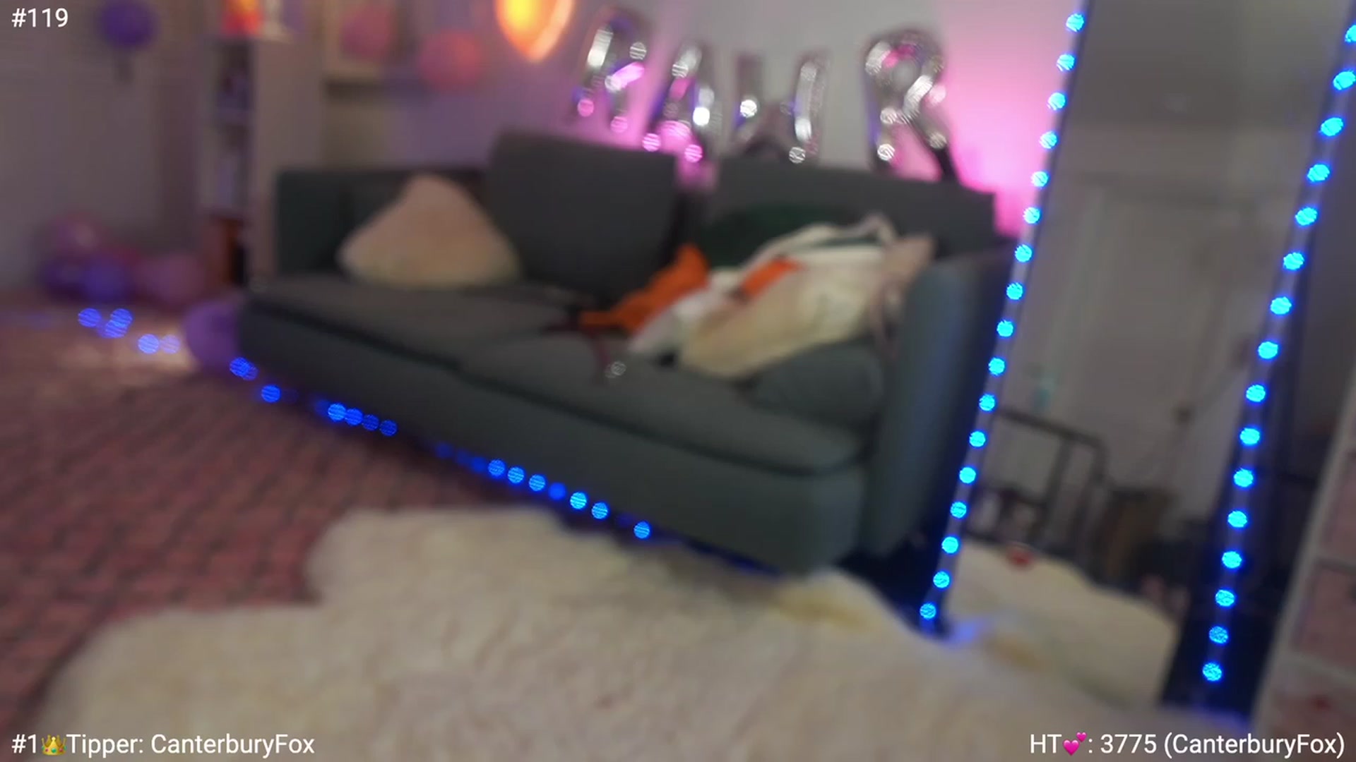 Gallery image thumbnail from AmyCanterbury's myfreecams stream on, 12/24/2022, 07:02 image 12 of 20