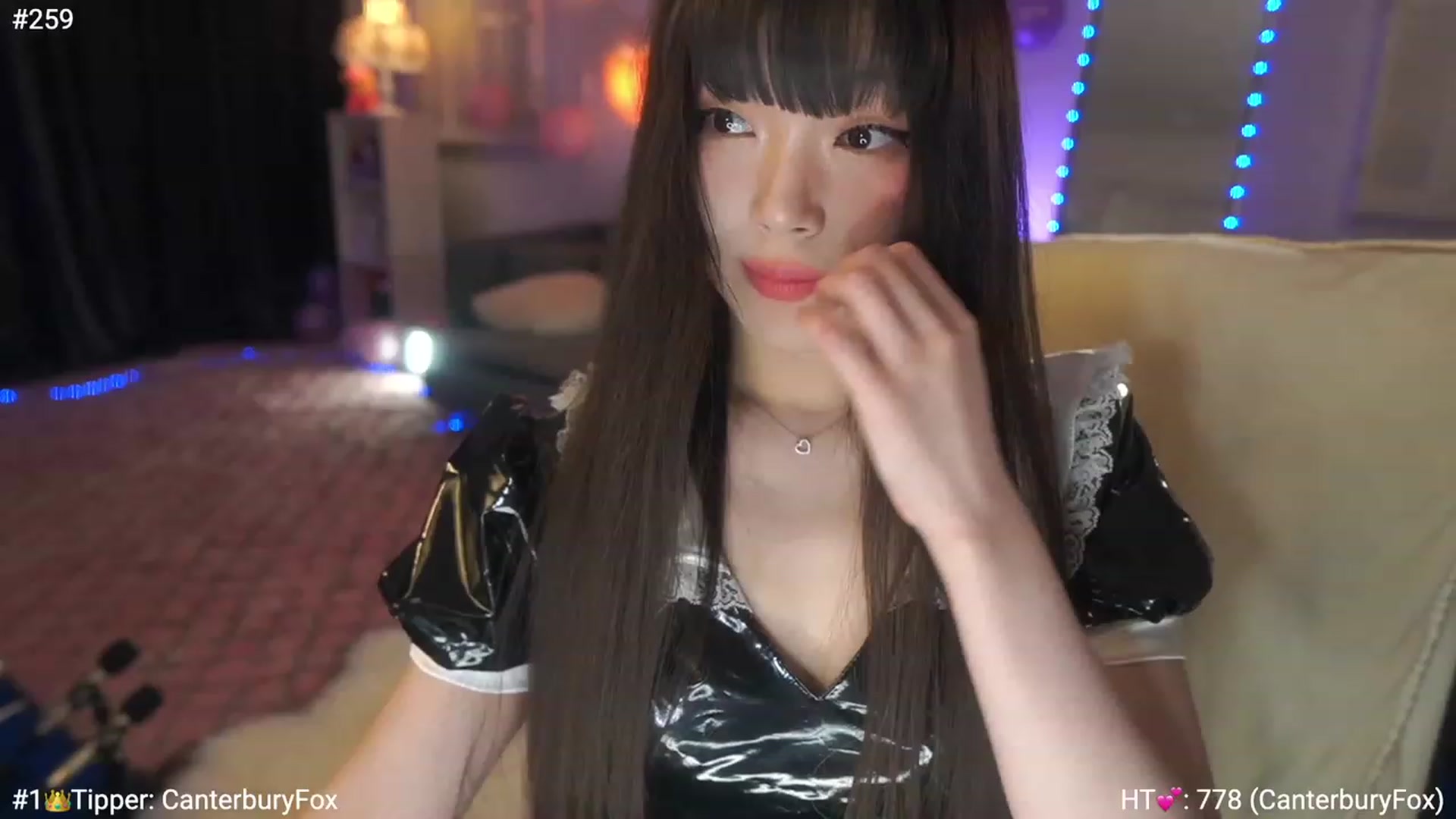 Gallery image thumbnail from AmyCanterbury's myfreecams stream on, 01/07/2023, 09:14 image 2 of 20