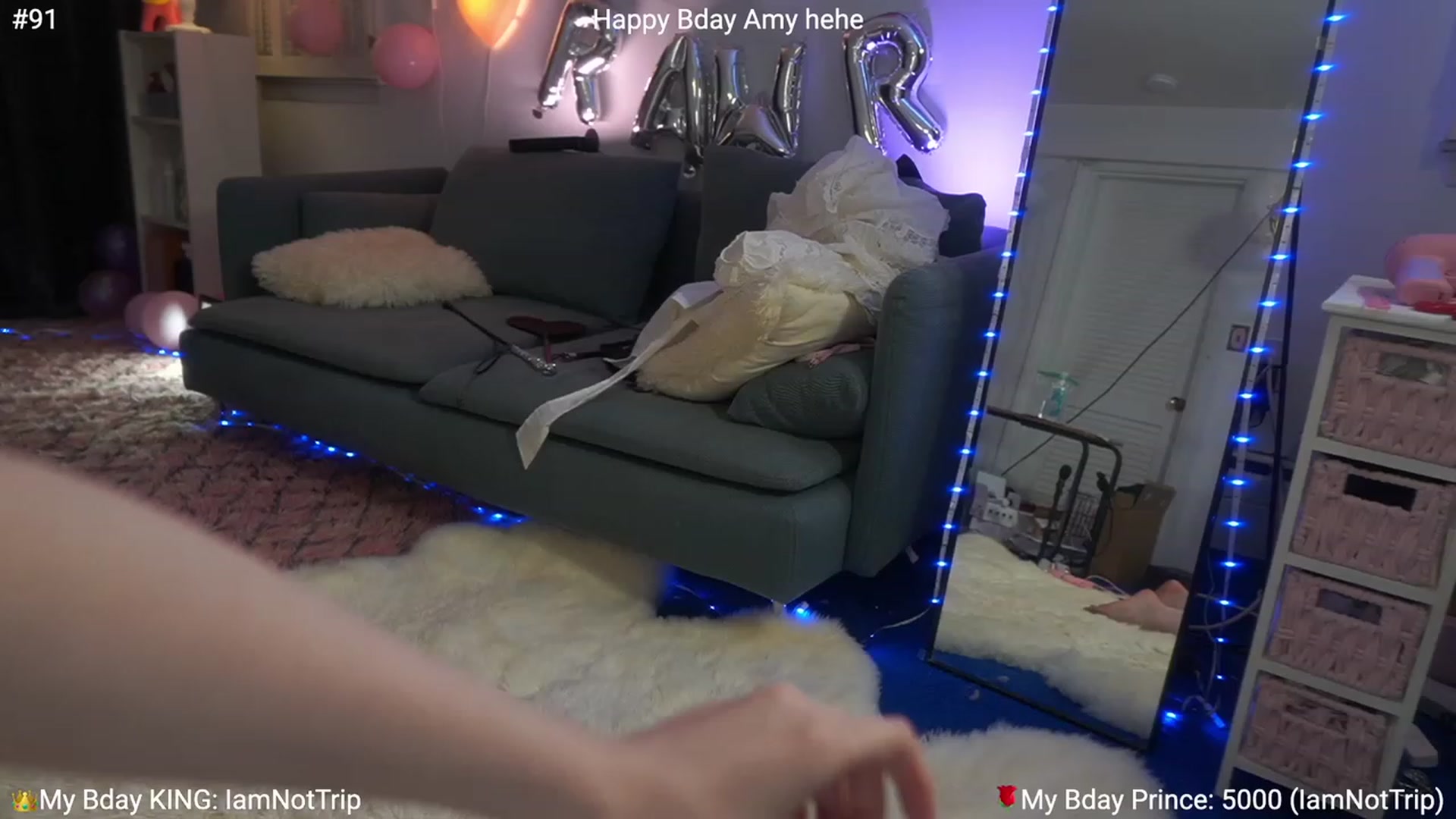 Gallery image thumbnail from AmyCanterbury's myfreecams stream on, 01/10/2023, 08:18 image 5 of 20