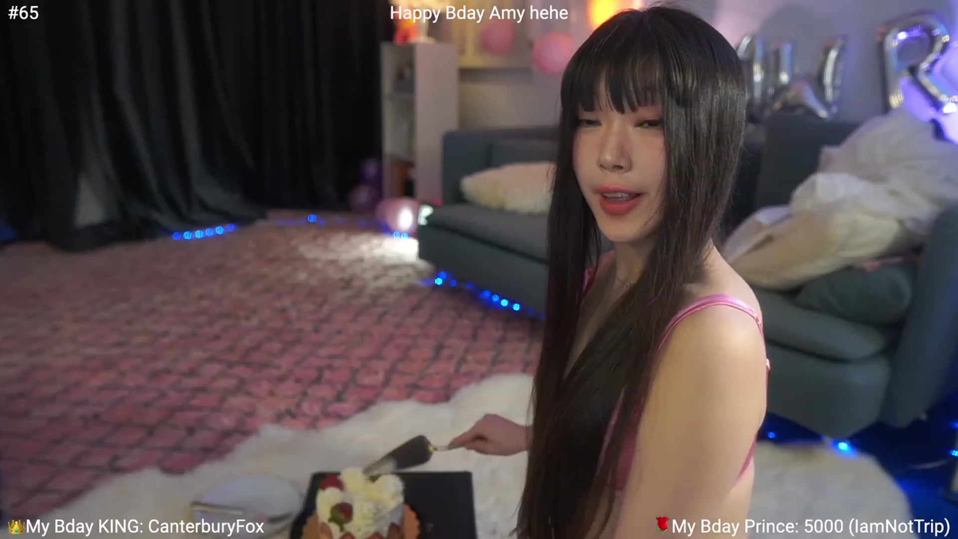Gallery image thumbnail from AmyCanterbury's myfreecams stream on, 01/10/2023, 08:18 image 12 of 20
