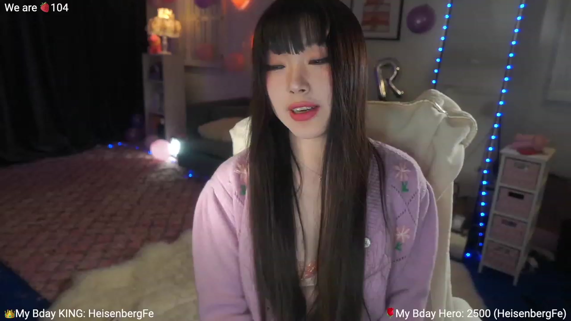 Gallery image thumbnail from AmyCanterbury's myfreecams stream on, 01/19/2023, 07:47 image 1 of 20