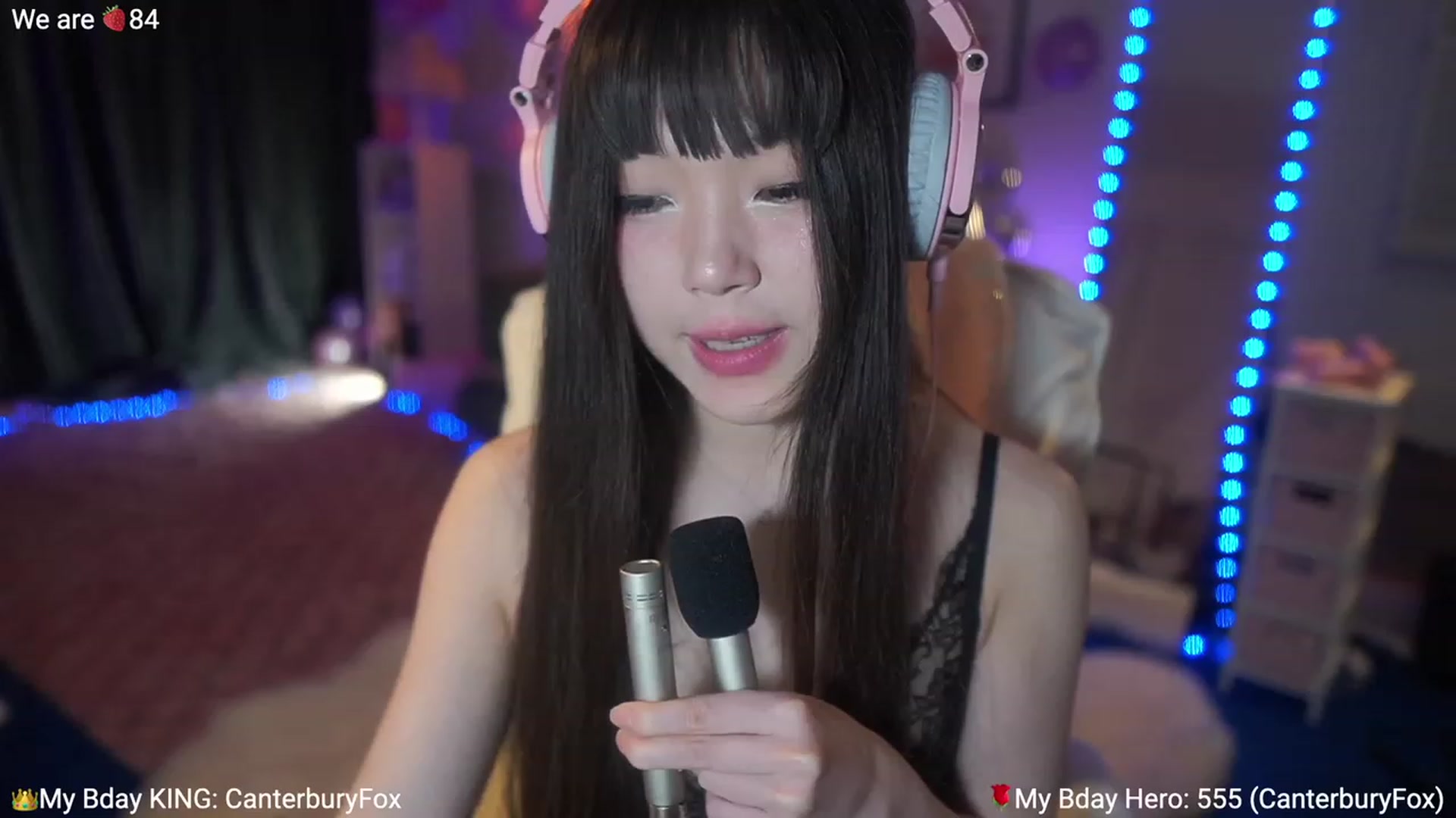 Gallery image thumbnail from AmyCanterbury's myfreecams stream on, 01/26/2023, 07:37 image 16 of 20