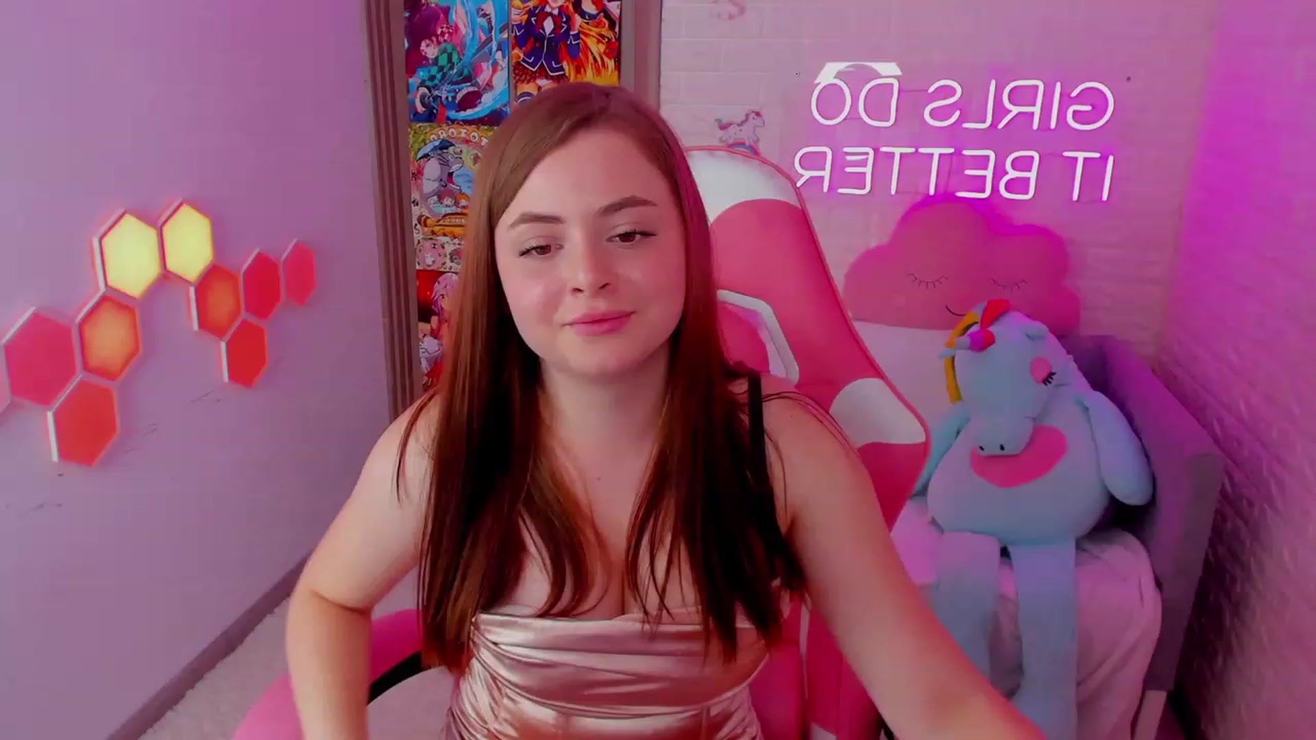 Gallery image thumbnail from AmyClaire's myfreecams stream on, 12/26/2023, 14:25 image 16 of 20