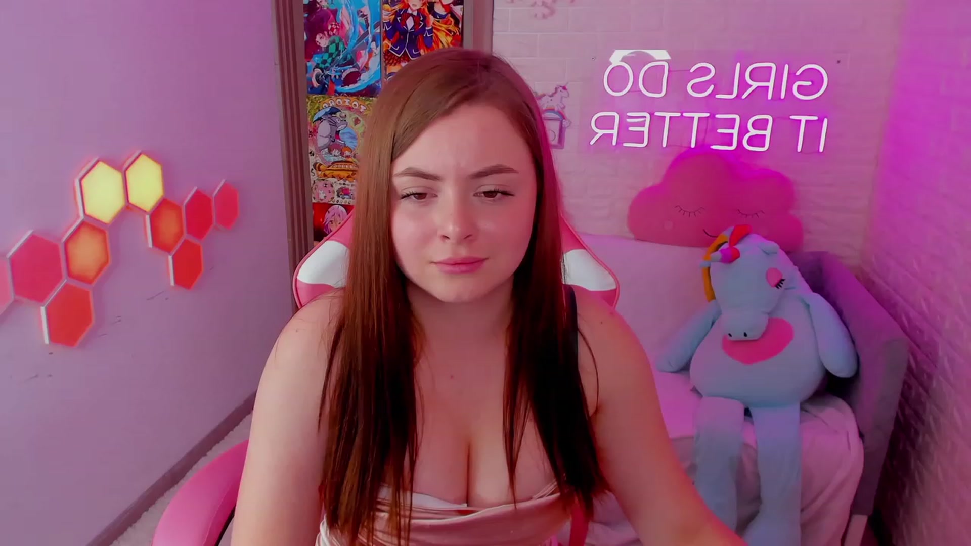 Gallery image thumbnail from AmyClaire's myfreecams stream on, 12/26/2023, 14:25 image 12 of 20