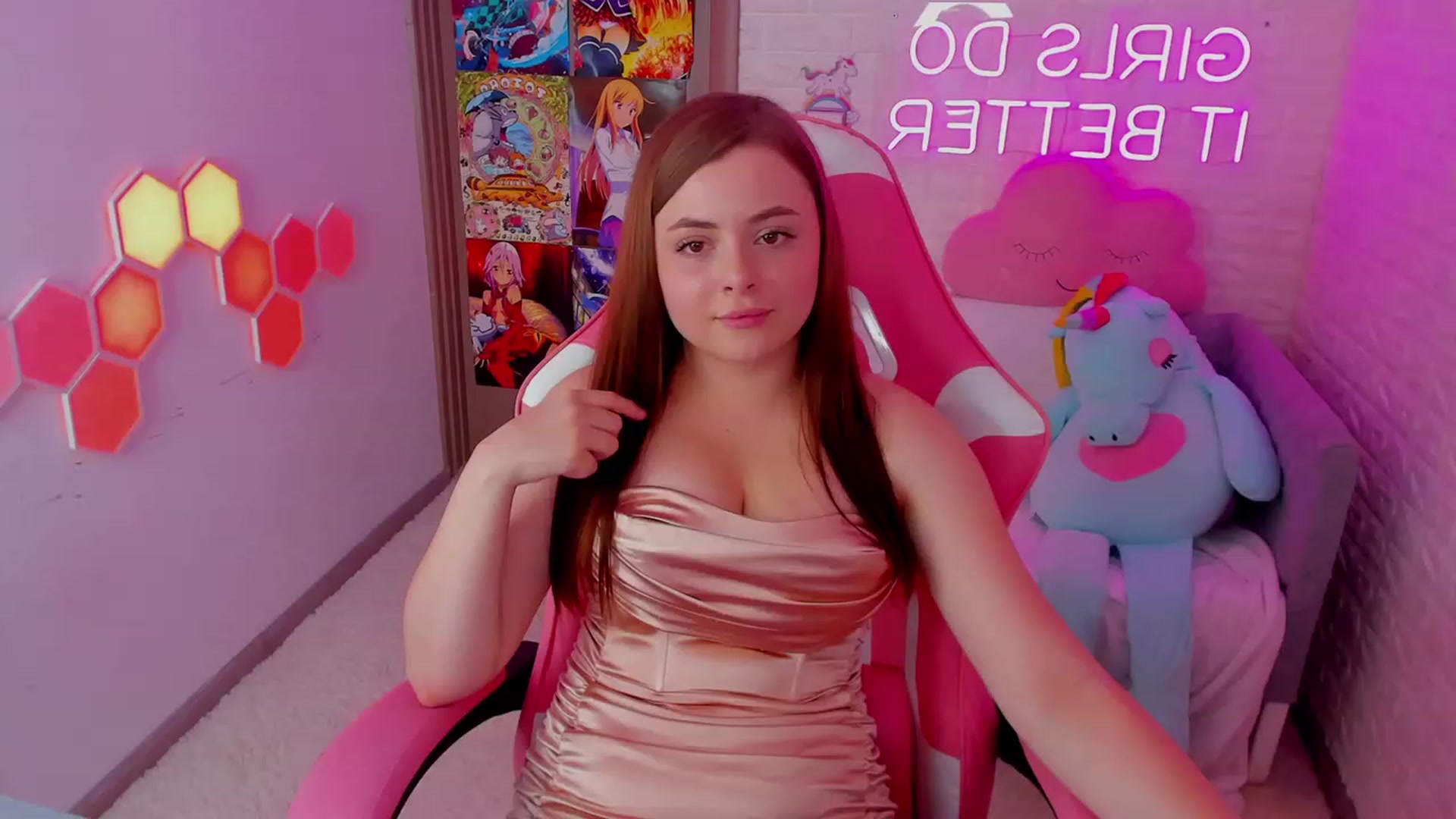 Gallery image thumbnail from AmyClaire's myfreecams stream on, 12/26/2023, 15:23 image 16 of 20
