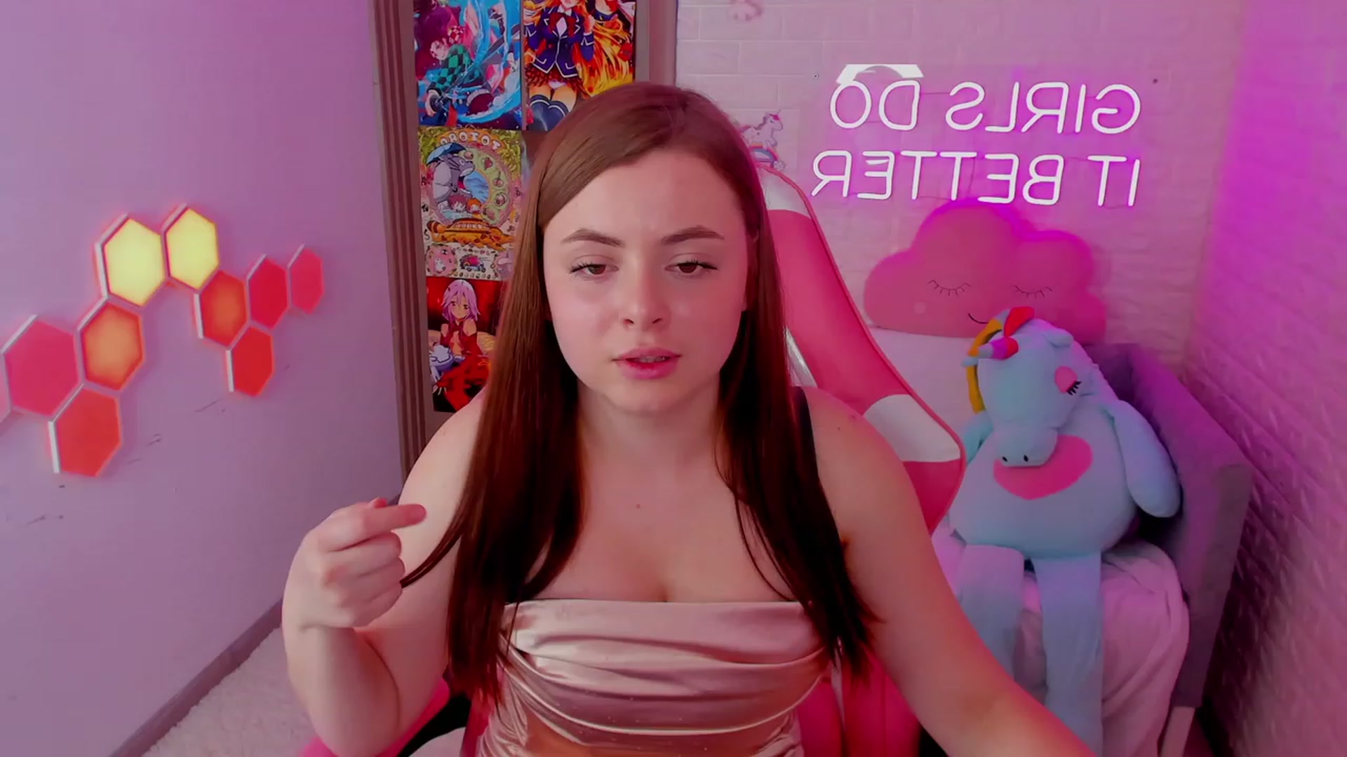 Gallery image thumbnail from AmyClaire's myfreecams stream on, 12/26/2023, 15:23 image 3 of 20