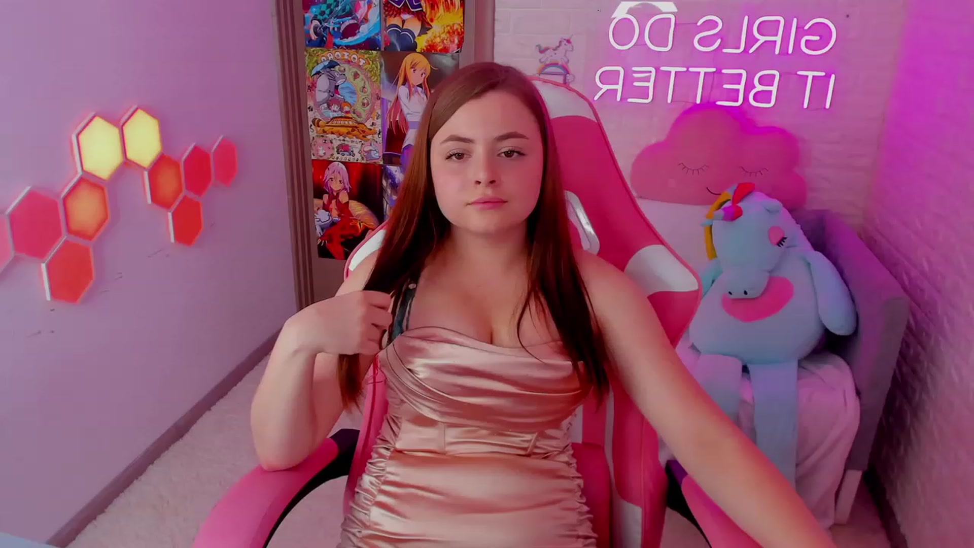 Gallery image thumbnail from AmyClaire's myfreecams stream on, 12/26/2023, 15:23 image 12 of 20