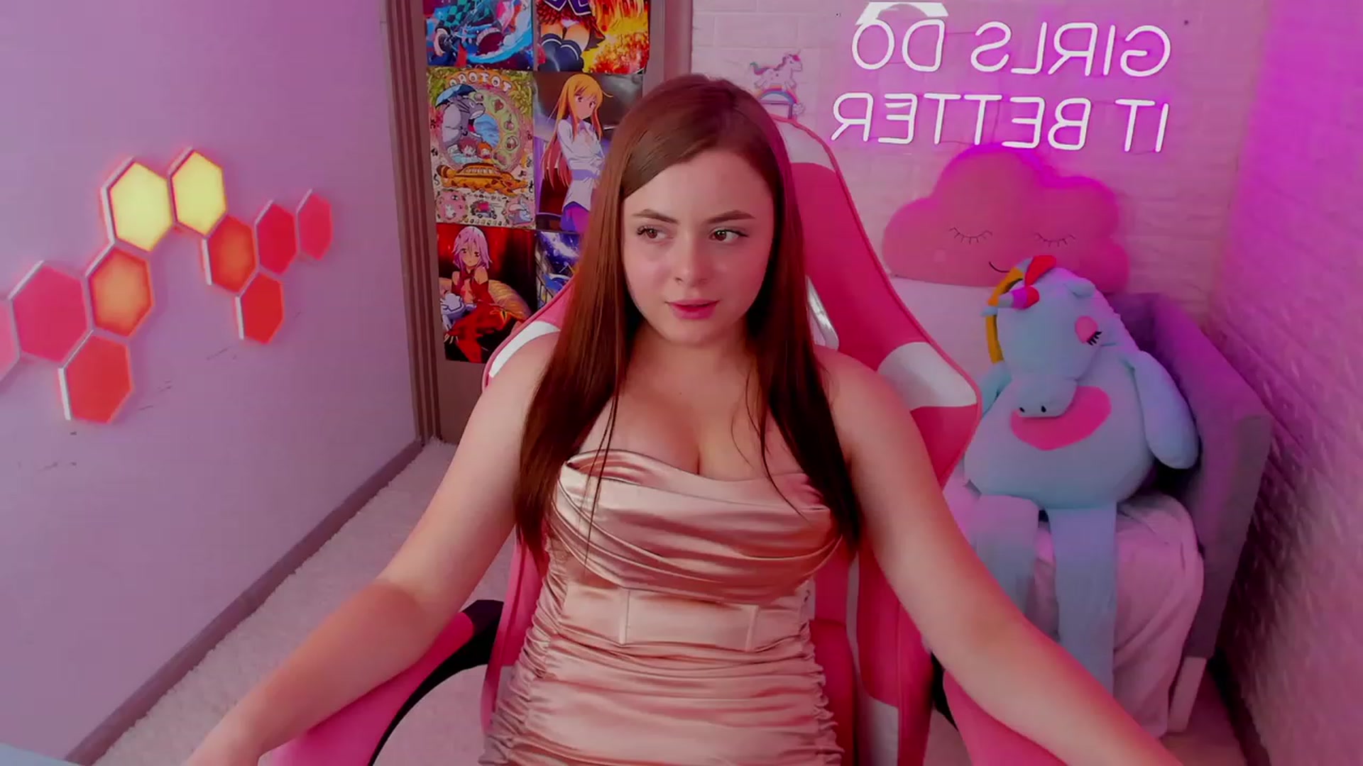 Gallery image thumbnail from AmyClaire's myfreecams stream on, 12/26/2023, 15:23 image 17 of 20