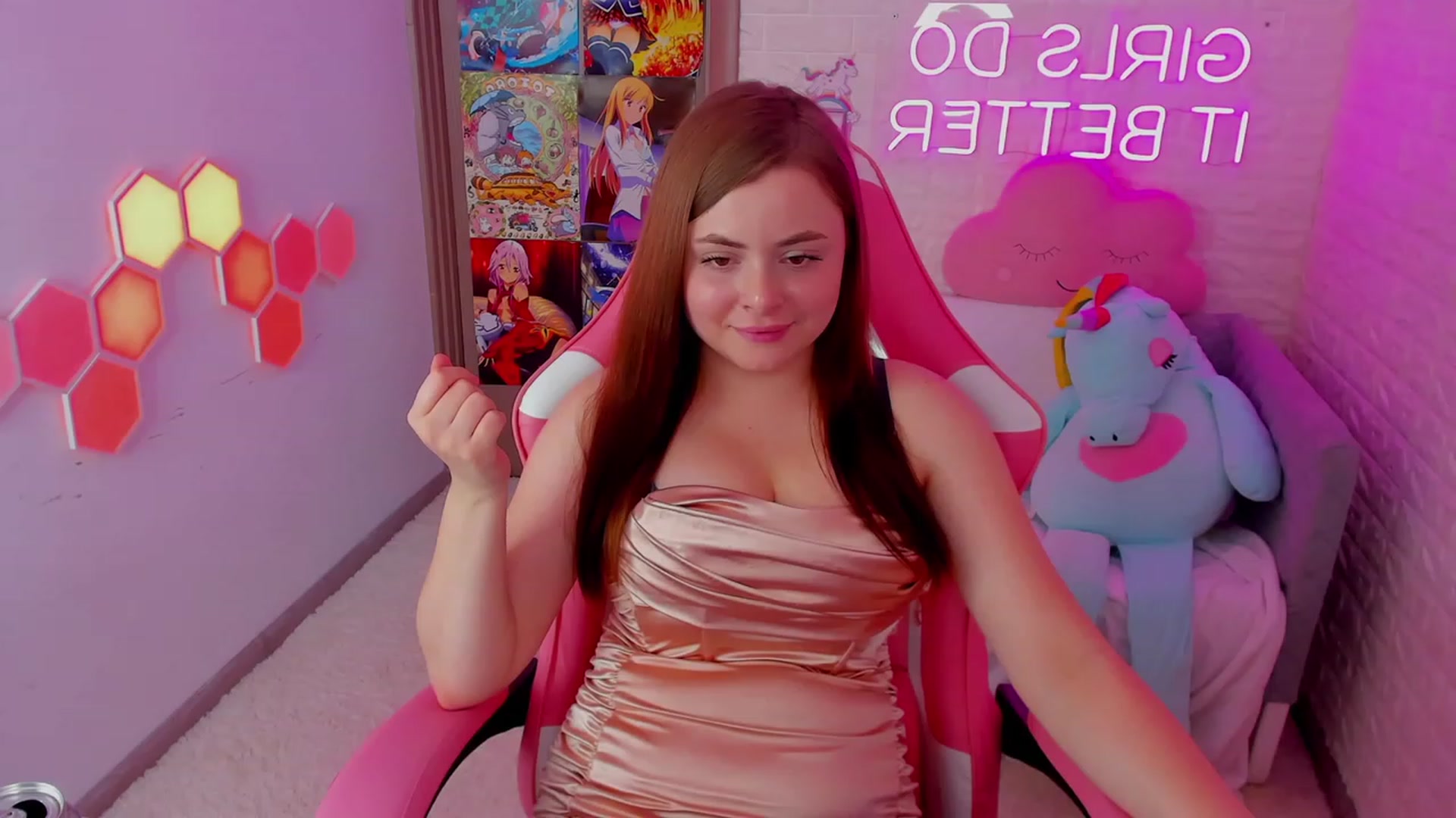 Gallery image thumbnail from AmyClaire's myfreecams stream on, 12/26/2023, 17:00 image 9 of 20