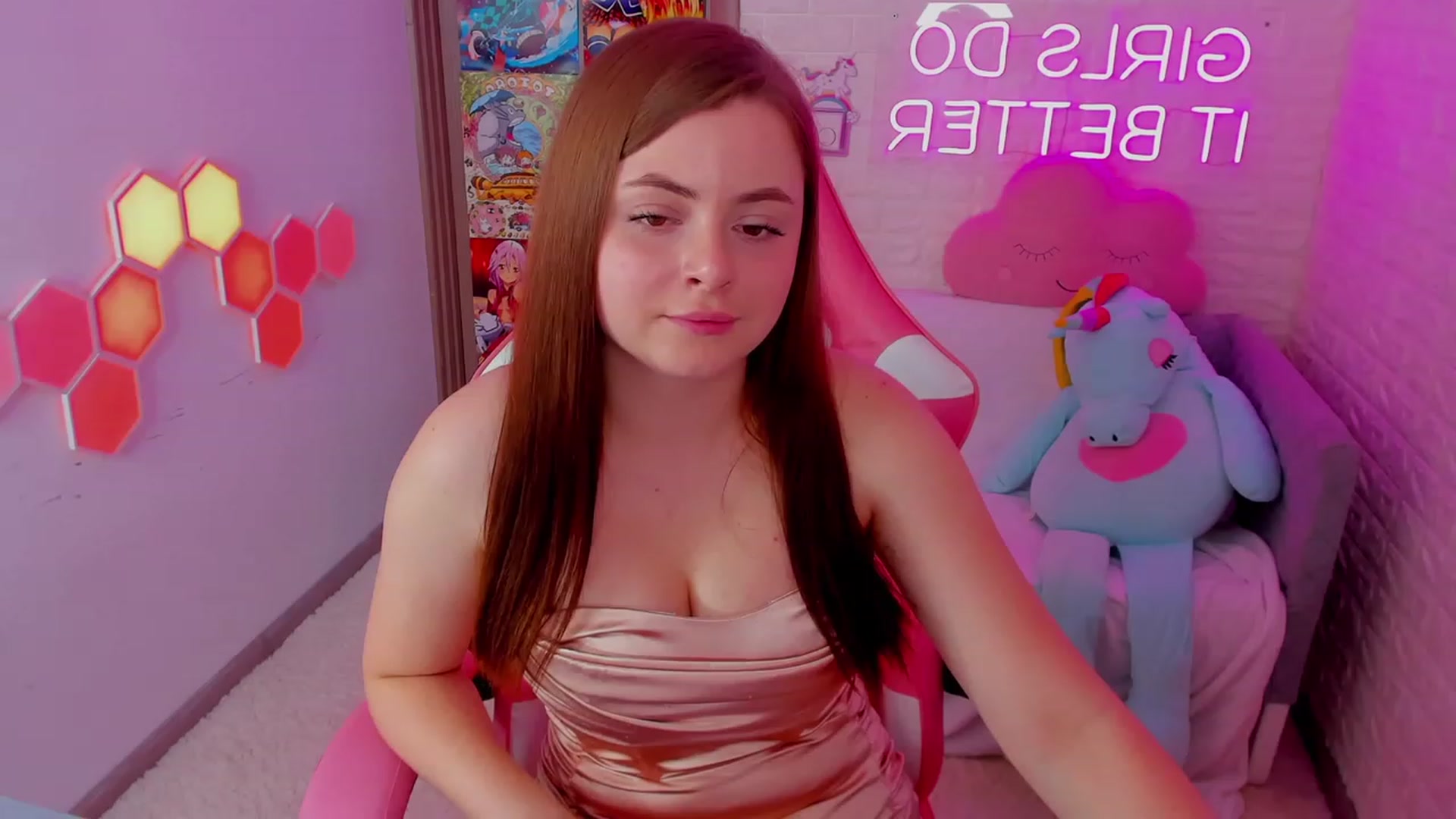 Gallery image thumbnail from AmyClaire's myfreecams stream on, 12/26/2023, 17:00 image 7 of 20