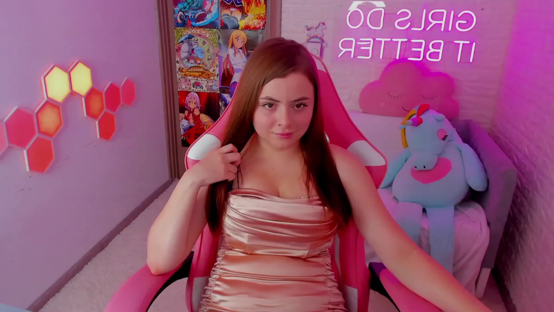 Gallery image thumbnail from AmyClaire's myfreecams stream on, 12/26/2023, 17:49 image 6 of 20