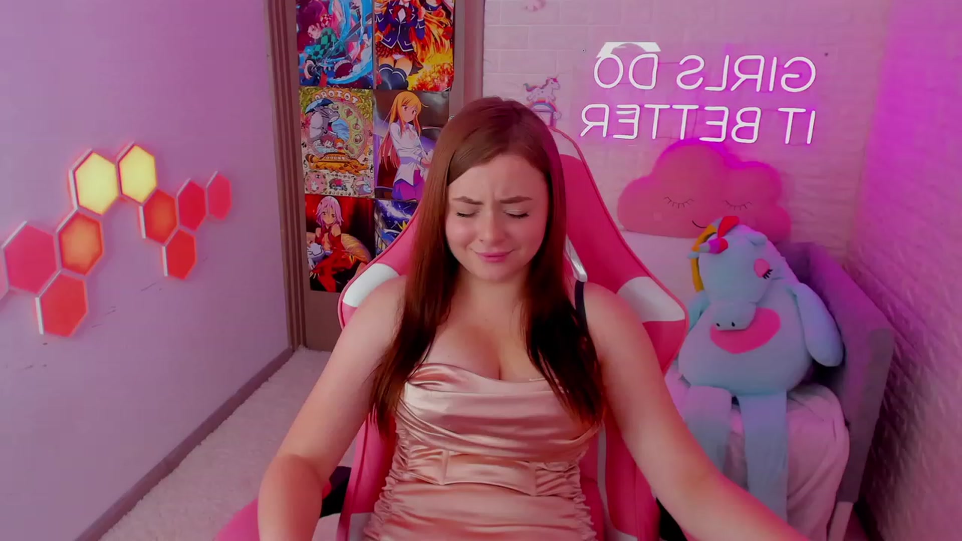 Gallery image thumbnail from AmyClaire's myfreecams stream on, 12/26/2023, 20:02 image 20 of 20