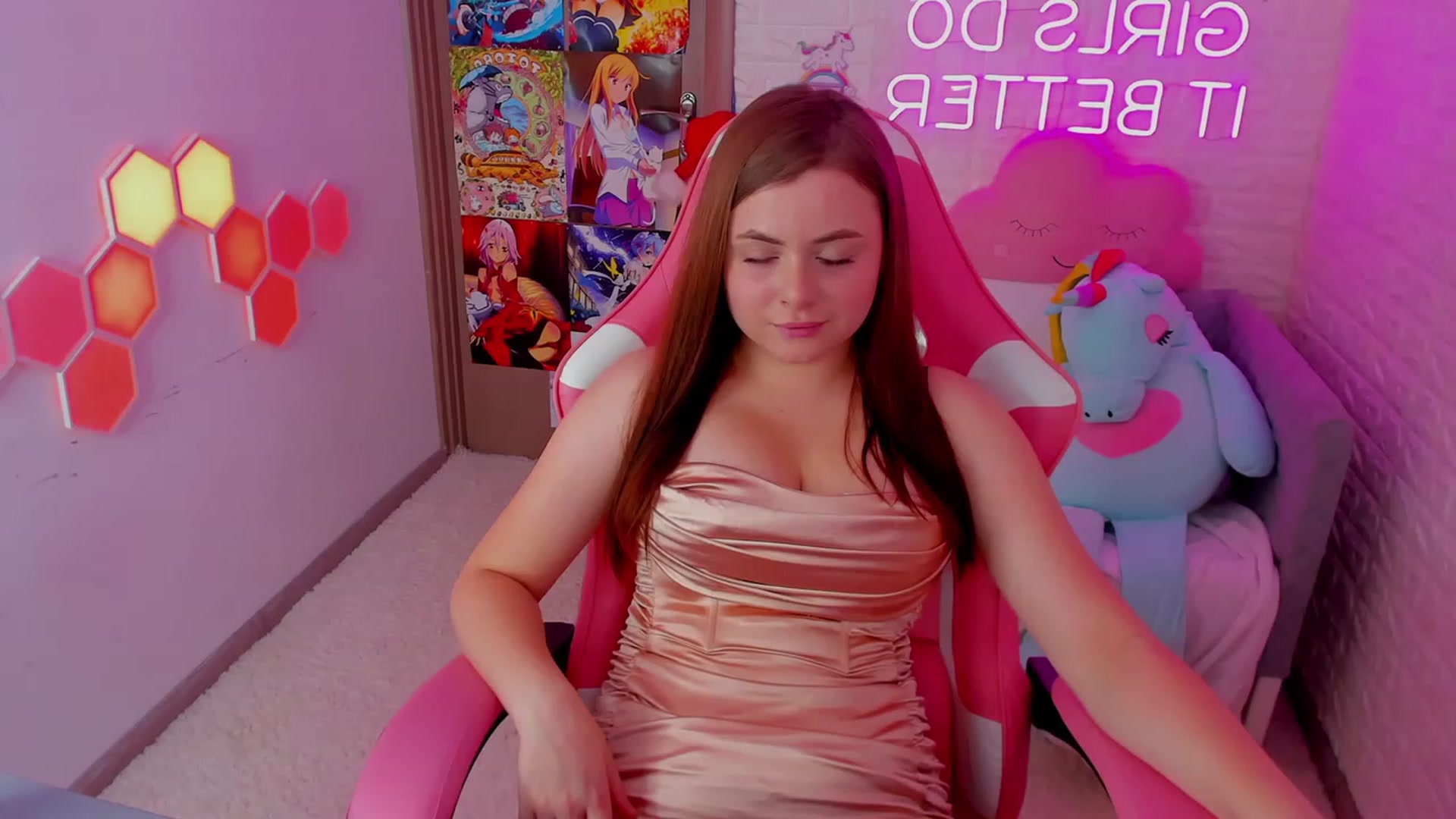 Gallery image thumbnail from AmyClaire's myfreecams stream on, 12/26/2023, 20:02 image 1 of 20