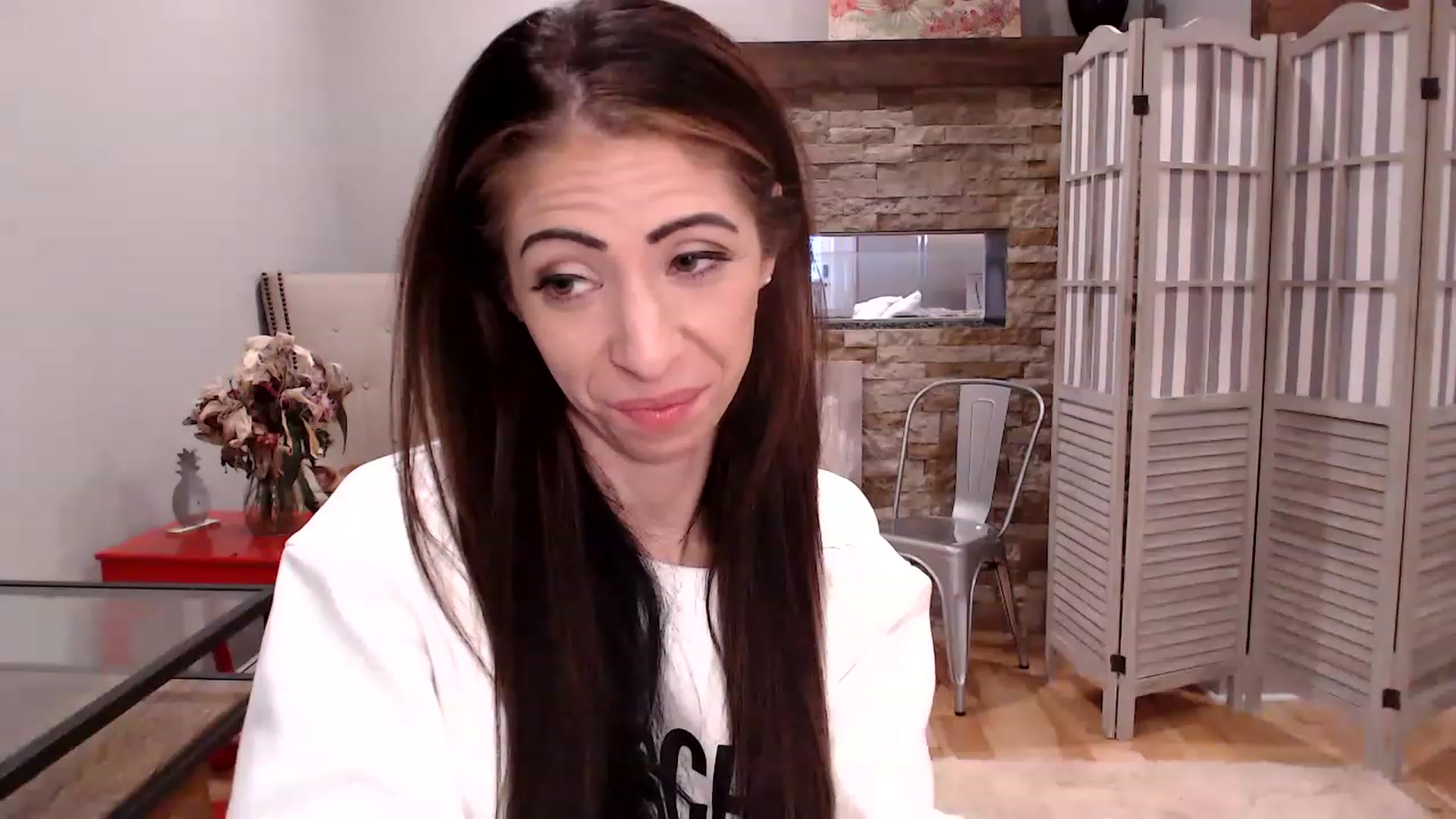 Gallery image thumbnail from AmyDay's myfreecams stream on, 12/01/2022, 19:01 image 4 of 20