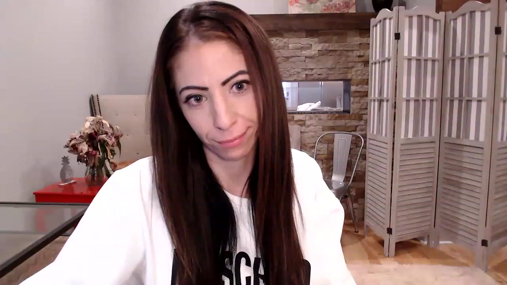 Gallery image thumbnail from AmyDay's myfreecams stream on, 12/01/2022, 19:01 image 8 of 20