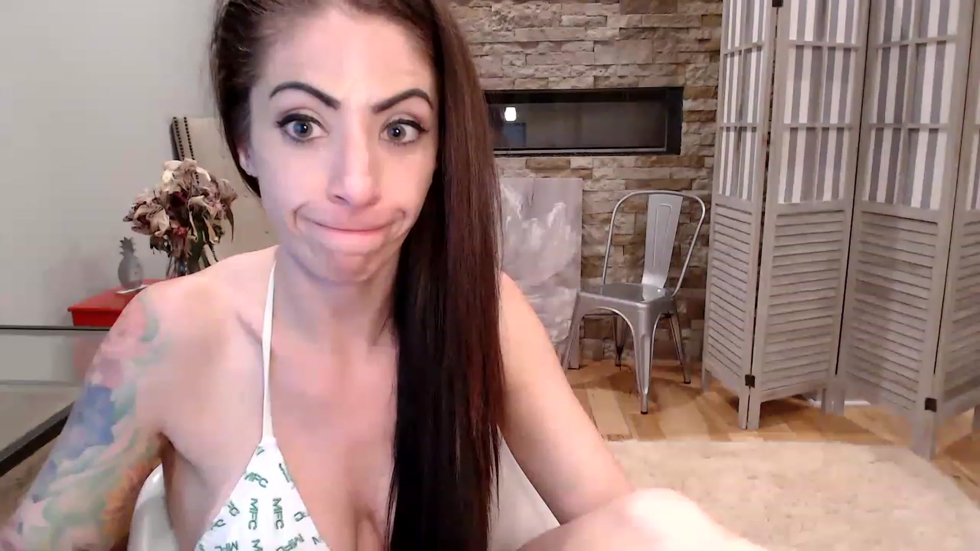 Gallery image thumbnail from AmyDay's myfreecams stream on, 12/02/2022, 07:48 image 6 of 20