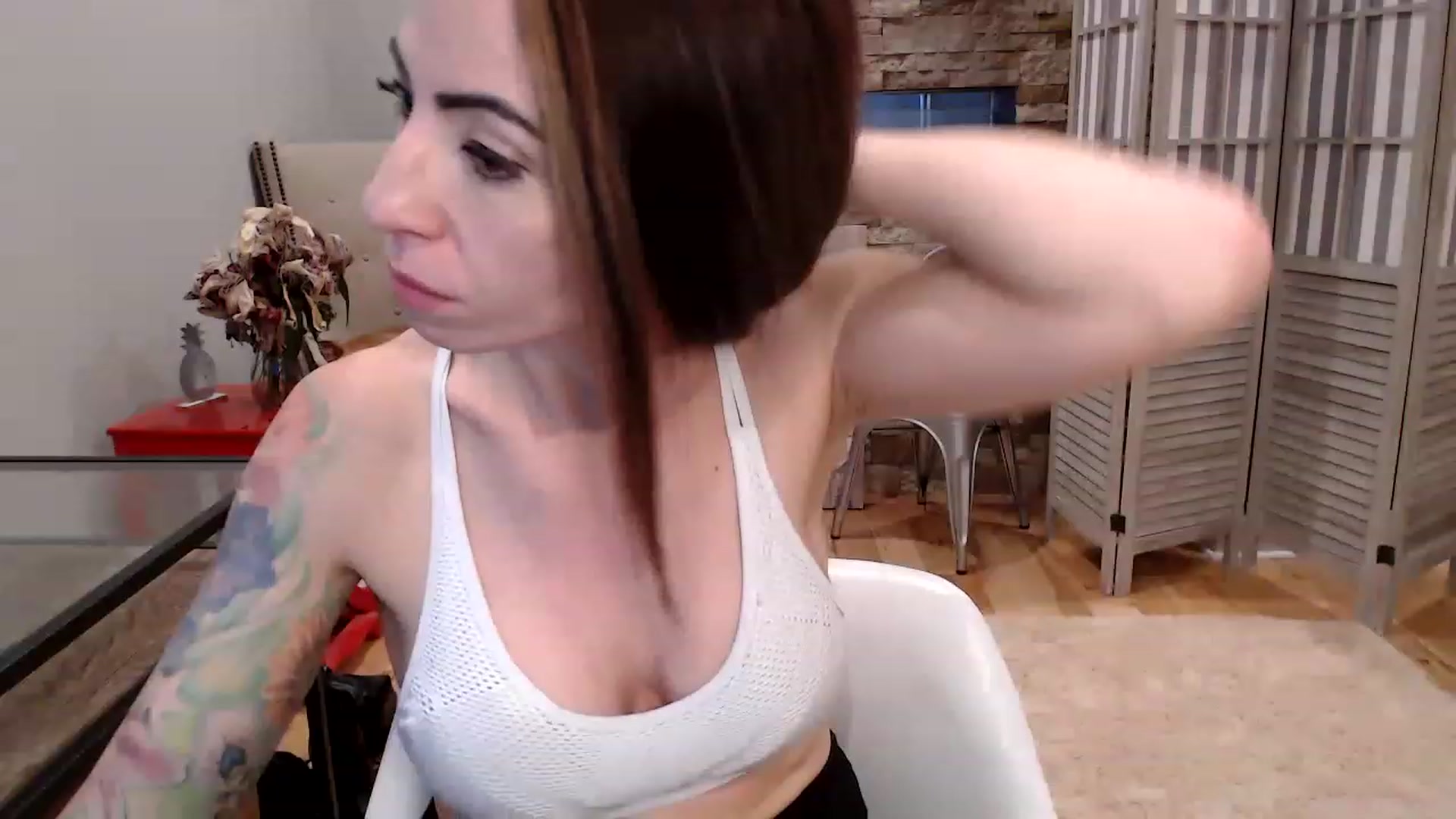Gallery image thumbnail from AmyDay's myfreecams stream on, 12/02/2022, 18:50 image 6 of 20