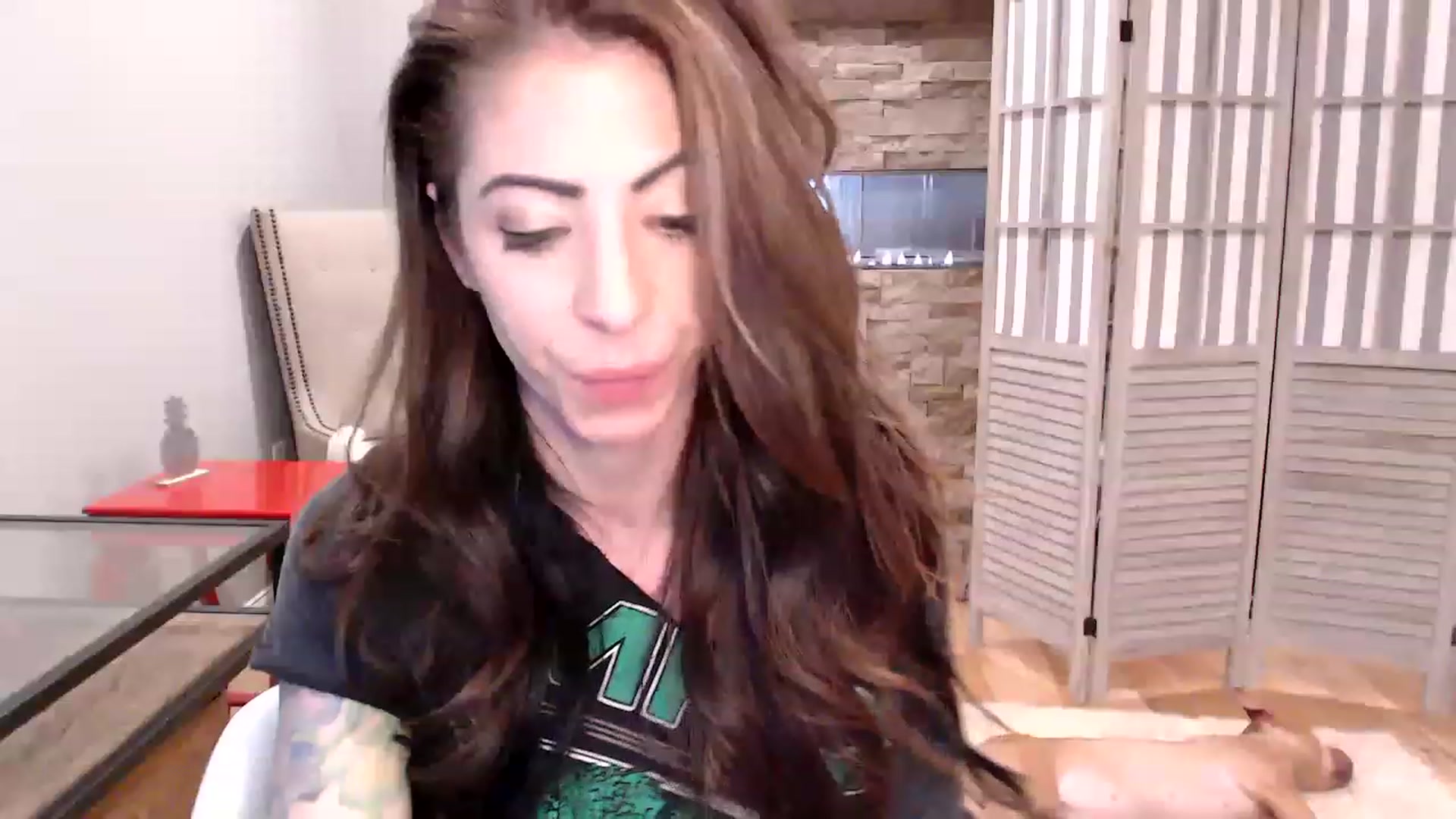 Gallery image thumbnail from AmyDay's myfreecams stream on, 12/05/2022, 19:25 image 13 of 20