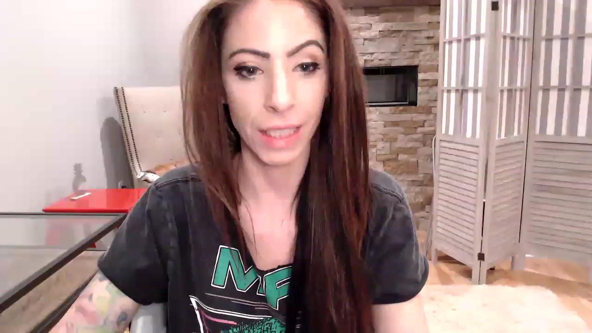 Gallery image thumbnail from AmyDay's myfreecams stream on, 12/12/2022, 07:24 image 4 of 20