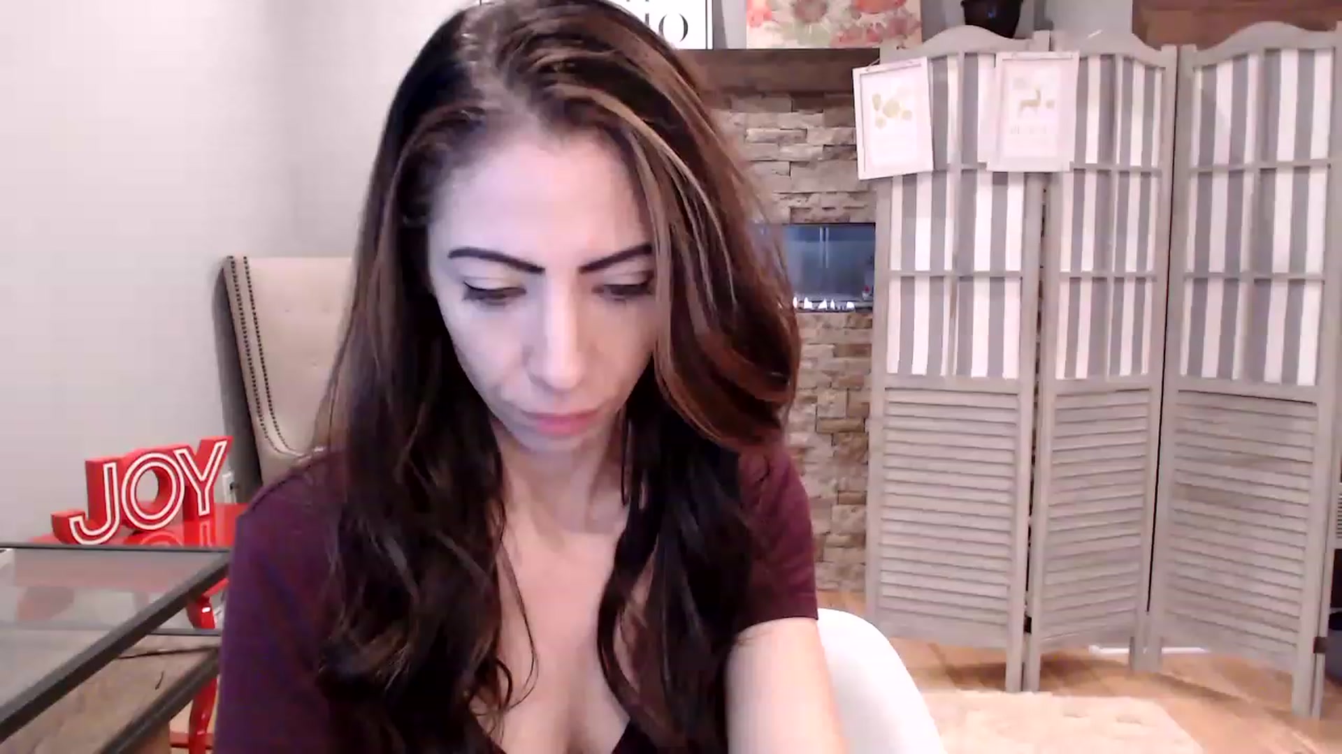Gallery image thumbnail from AmyDay's myfreecams stream on, 12/19/2022, 19:03 image 17 of 20