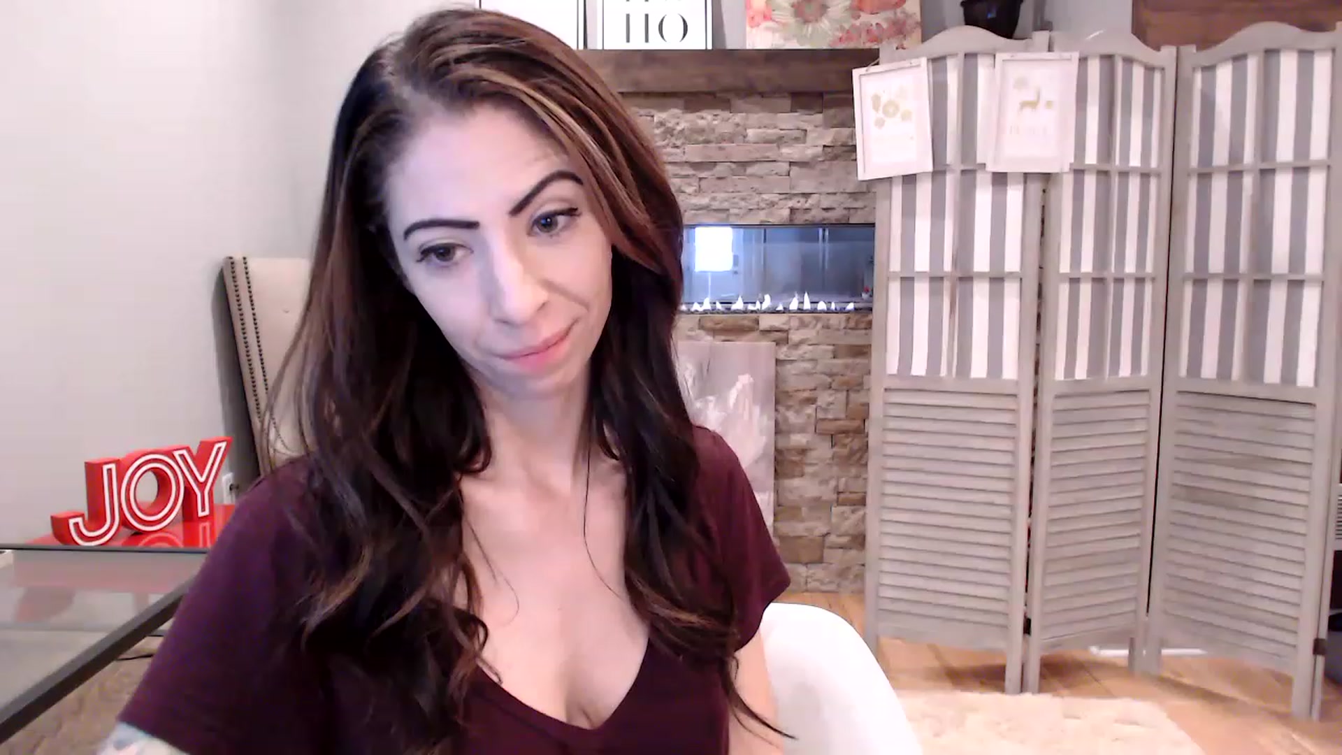 Gallery image thumbnail from AmyDay's myfreecams stream on, 12/19/2022, 19:03 image 20 of 20