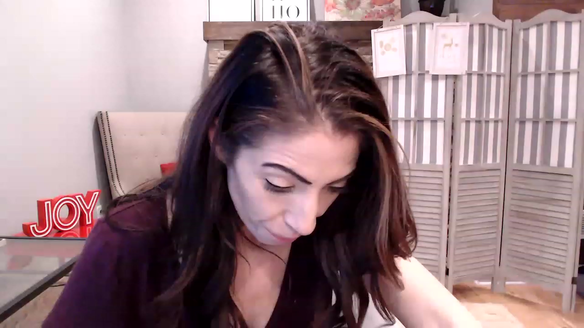 Gallery image thumbnail from AmyDay's myfreecams stream on, 12/19/2022, 19:03 image 15 of 20