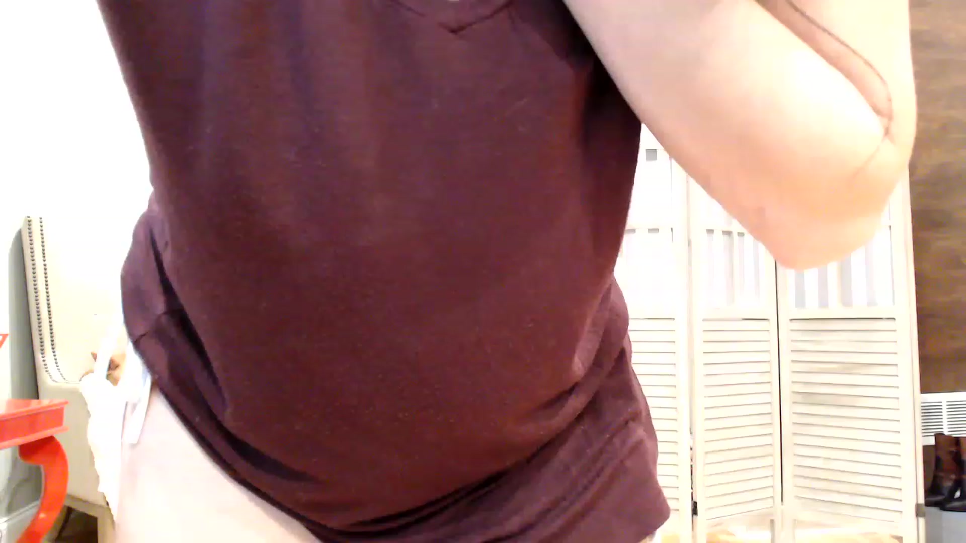Gallery image thumbnail from AmyDay's myfreecams stream on, 12/19/2022, 19:03 image 8 of 20