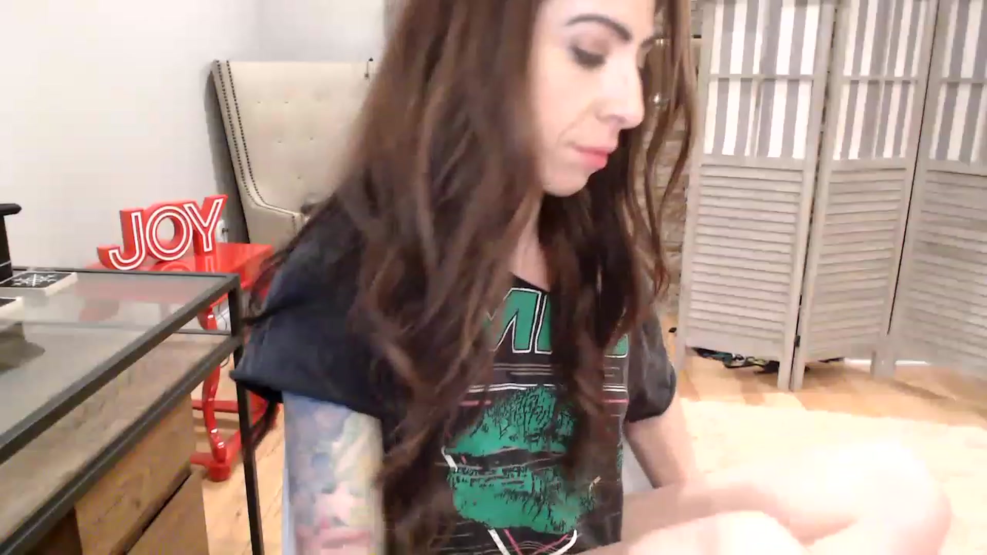 Gallery image thumbnail from AmyDay's myfreecams stream on, 12/22/2022, 07:31 image 7 of 20