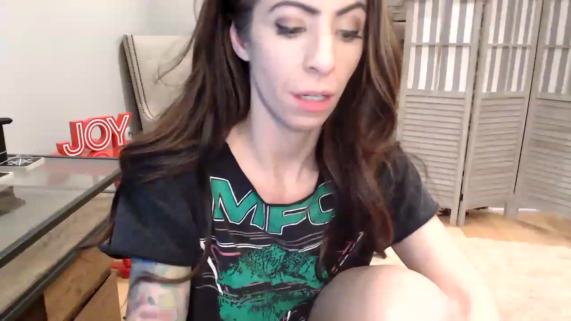 Gallery image thumbnail from AmyDay's myfreecams stream on, 12/22/2022, 07:31 image 8 of 20