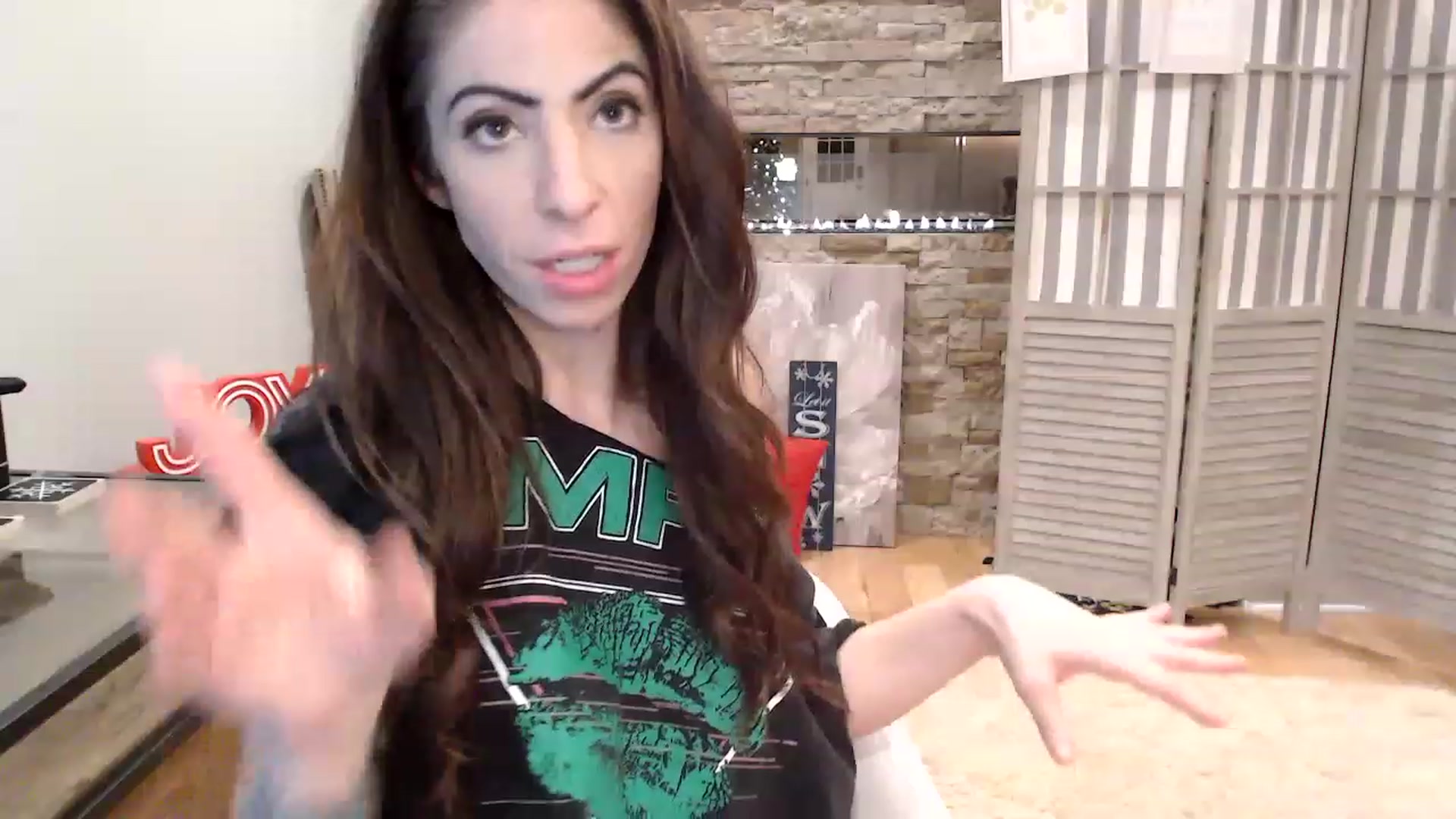 Gallery image thumbnail from AmyDay's myfreecams stream on, 12/22/2022, 07:31 image 13 of 20