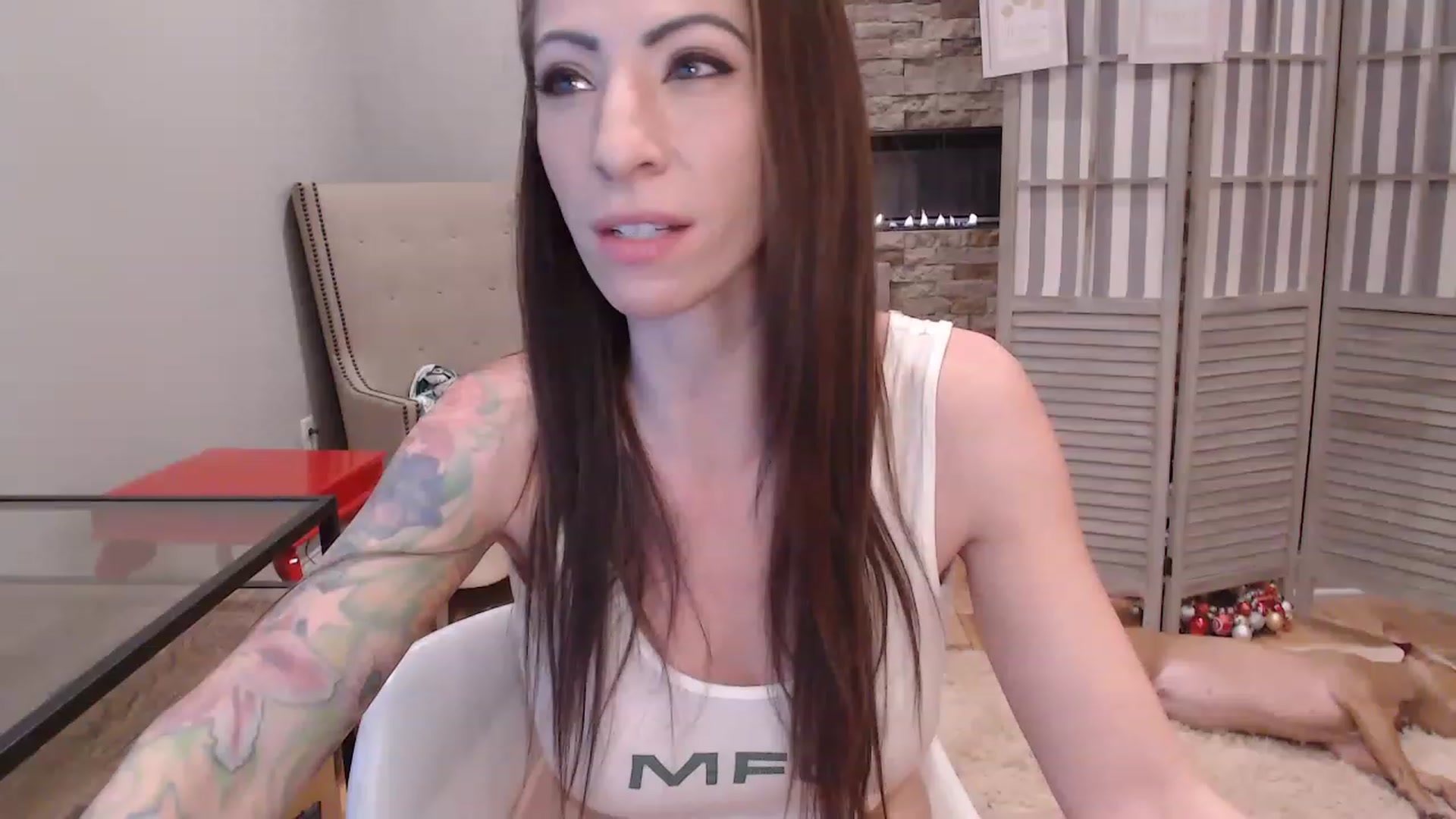 Gallery image thumbnail from AmyDay's myfreecams stream on, 12/29/2022, 05:33 image 4 of 20