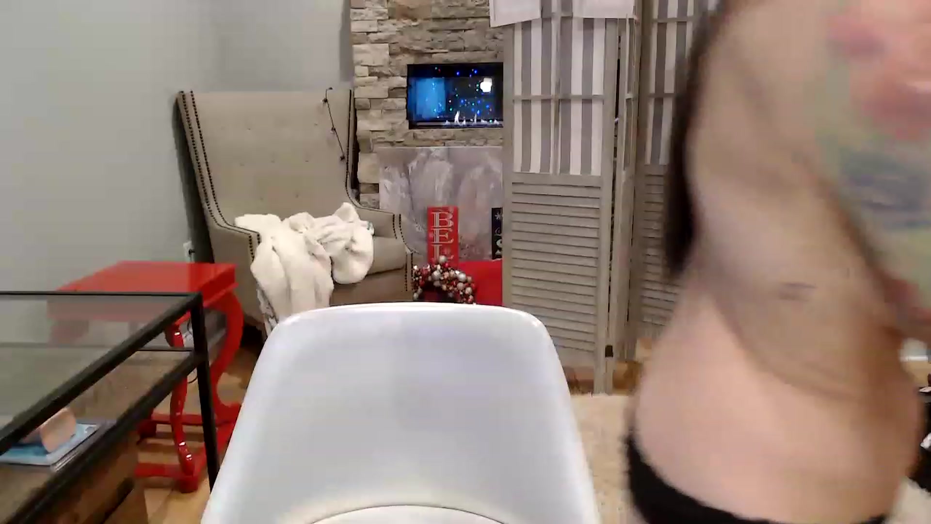 Gallery image thumbnail from AmyDay's myfreecams stream on, 01/03/2023, 05:58 image 19 of 20