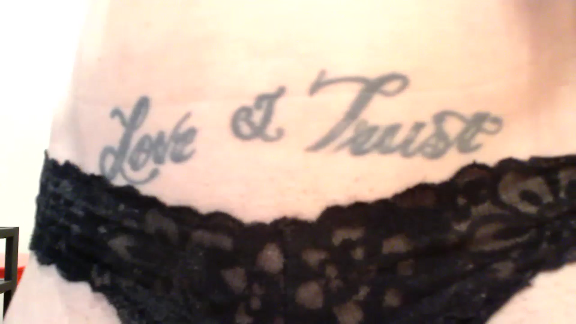 Gallery image thumbnail from AmyDay's myfreecams stream on, 01/03/2023, 05:58 image 14 of 20