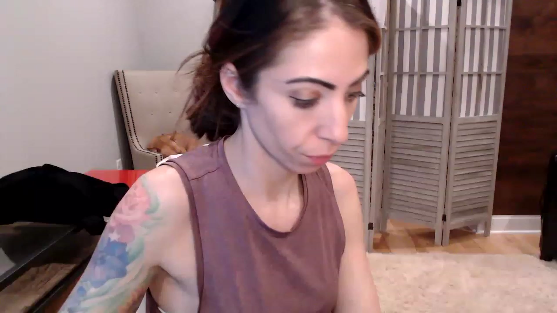 Gallery image thumbnail from AmyDay's myfreecams stream on, 01/03/2023, 17:58 image 2 of 20
