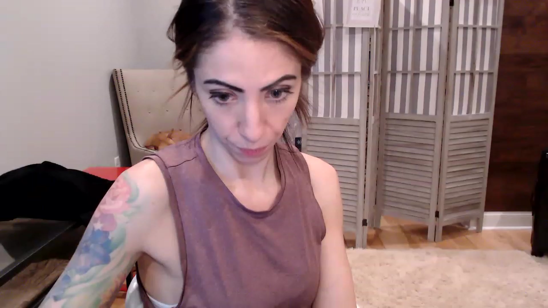 Gallery image thumbnail from AmyDay's myfreecams stream on, 01/03/2023, 17:58 image 1 of 20