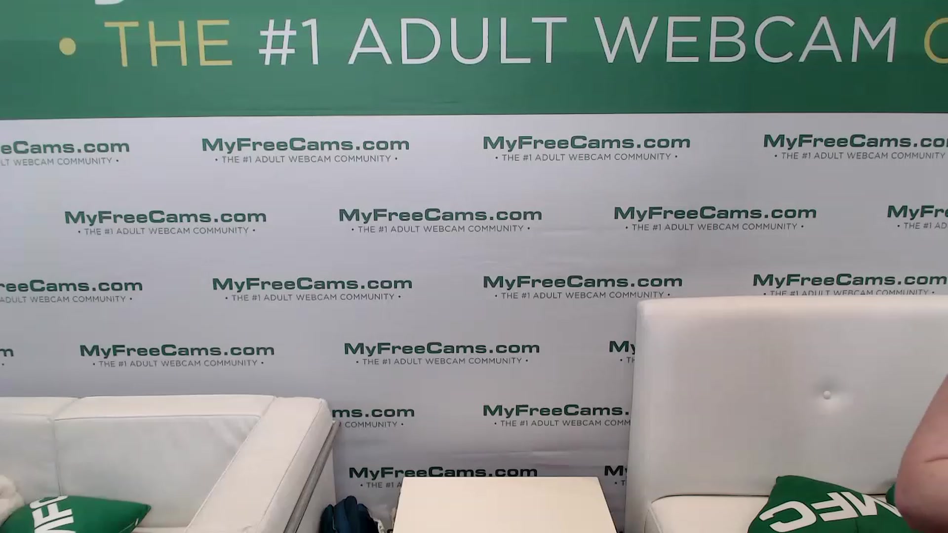 Gallery image thumbnail from AmyDay's myfreecams stream on, 01/05/2023, 03:21 image 3 of 20