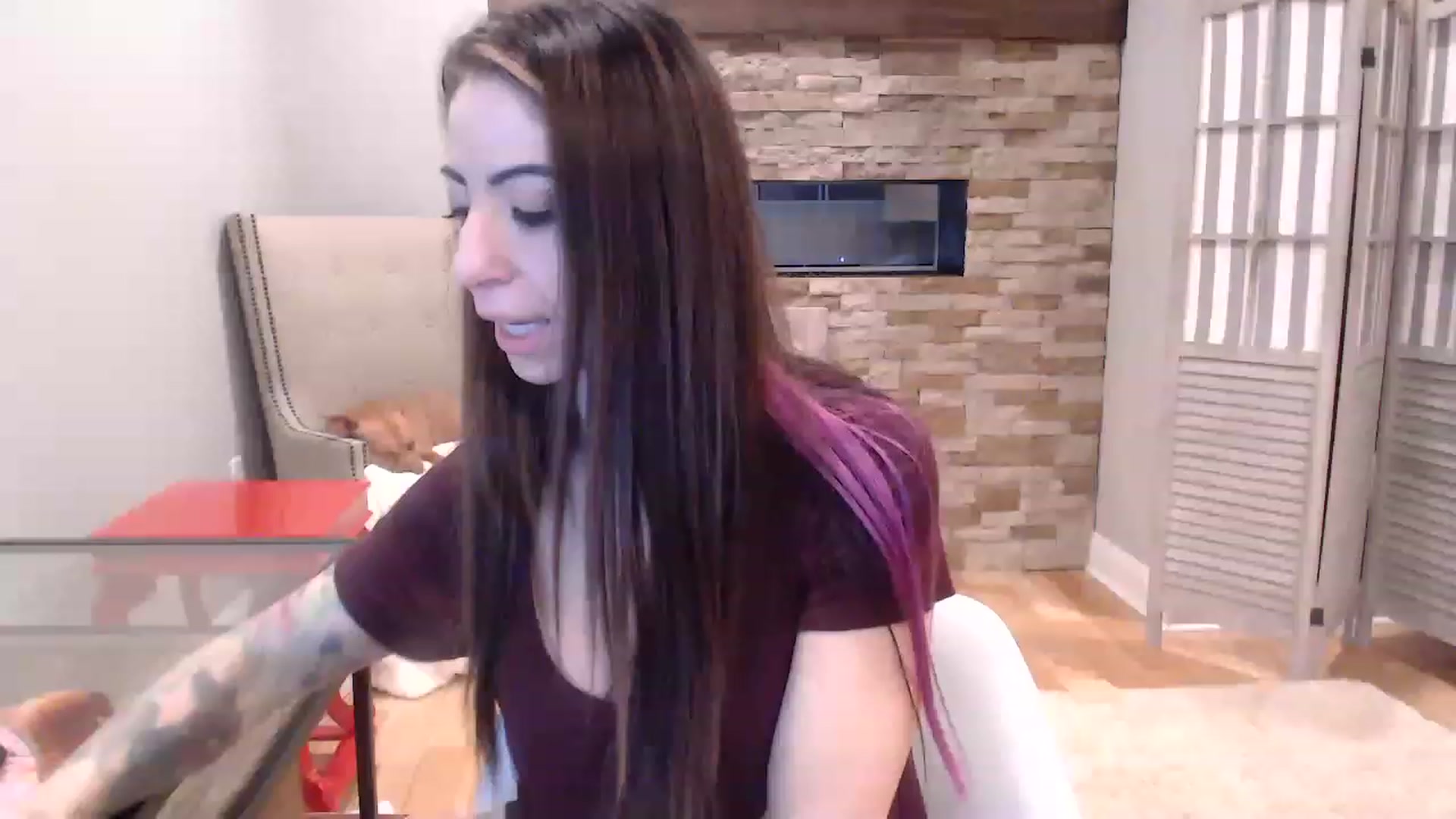 Gallery image thumbnail from AmyDay's myfreecams stream on, 01/10/2023, 19:23 image 16 of 20