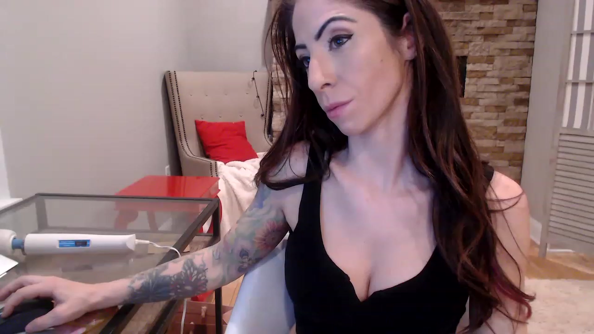 Gallery image thumbnail from AmyDay's myfreecams stream on, 01/17/2023, 05:27 image 12 of 20