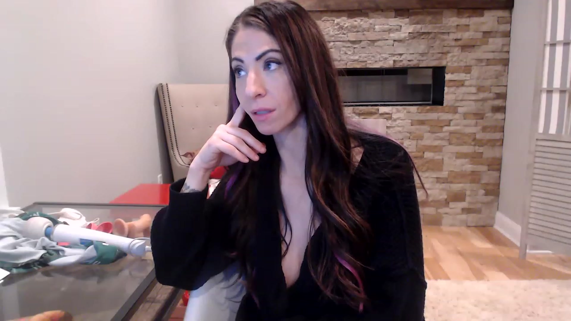 Gallery image thumbnail from AmyDay's myfreecams stream on, 01/18/2023, 08:37 image 15 of 20