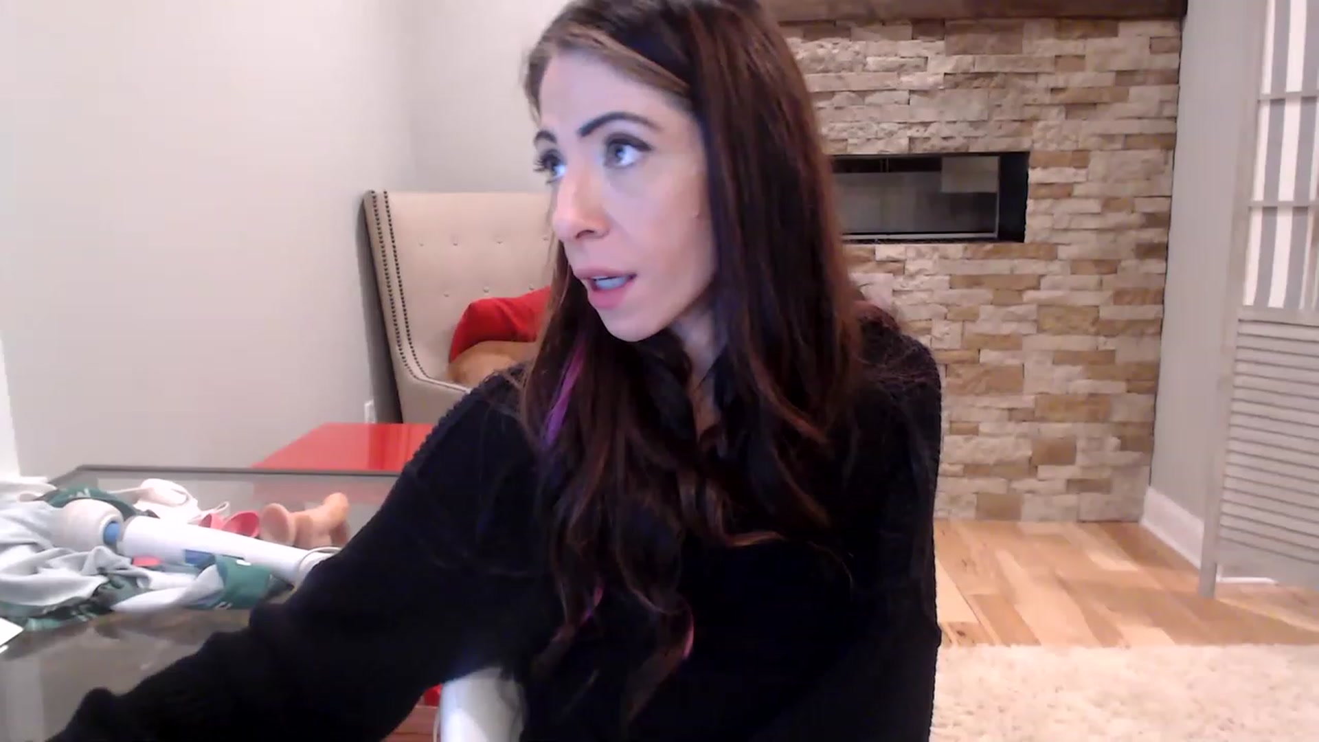 Gallery image thumbnail from AmyDay's myfreecams stream on, 01/18/2023, 08:37 image 3 of 20