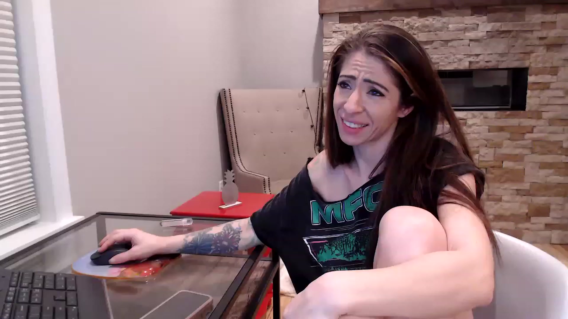 Gallery image thumbnail from AmyDay's myfreecams stream on, 02/09/2023, 07:35 image 4 of 20