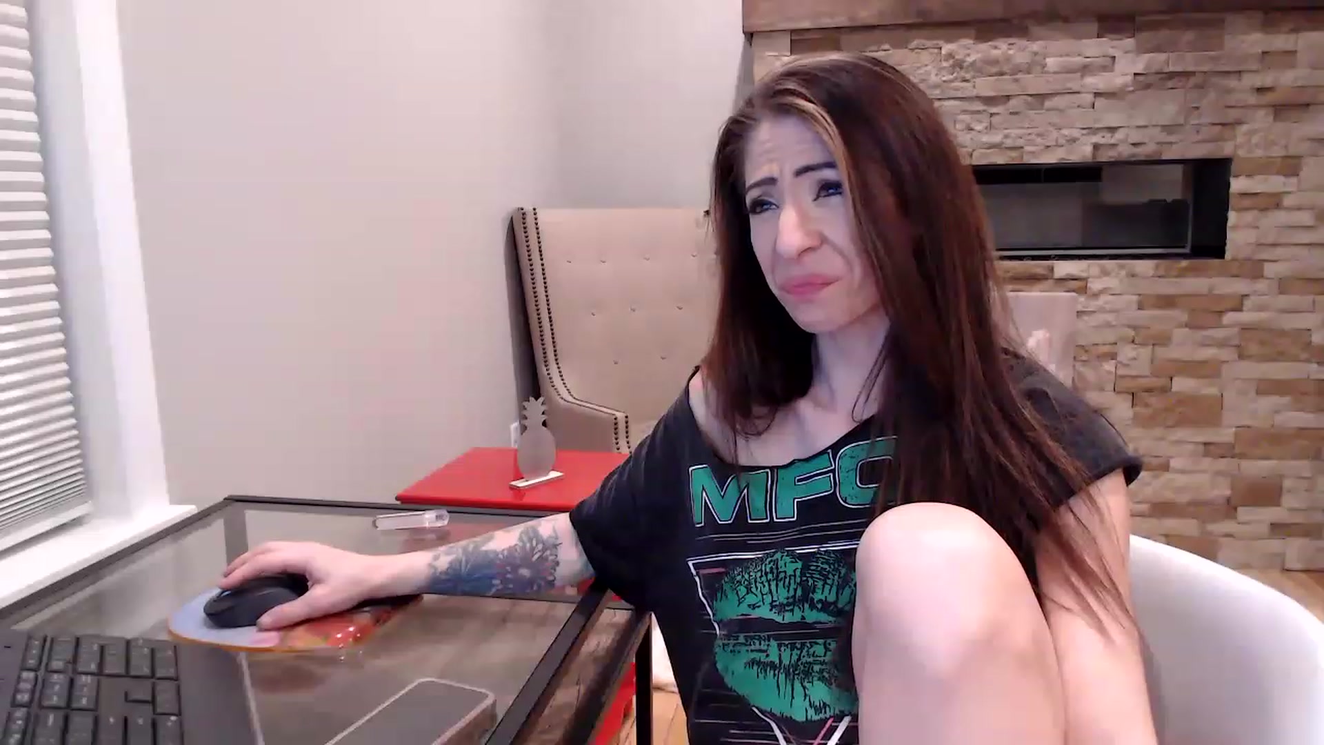 Gallery image thumbnail from AmyDay's myfreecams stream on, 02/09/2023, 07:35 image 5 of 20