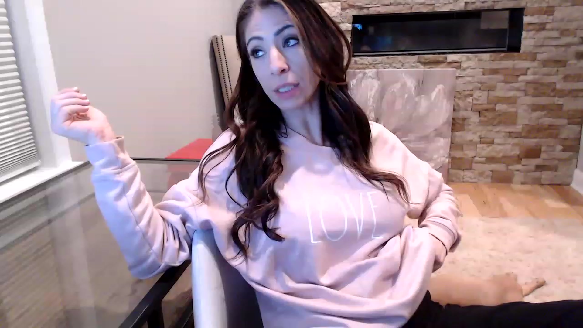 Gallery image thumbnail from AmyDay's myfreecams stream on, 02/15/2023, 07:40 image 19 of 20