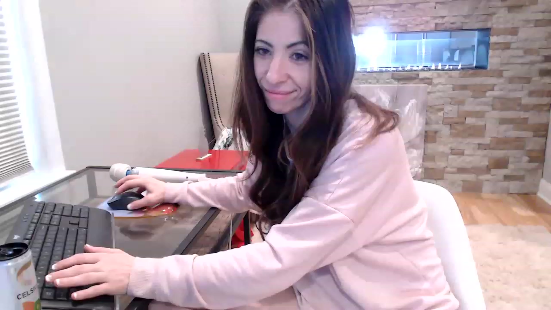 Gallery image thumbnail from AmyDay's myfreecams stream on, 02/15/2023, 16:08 image 20 of 20