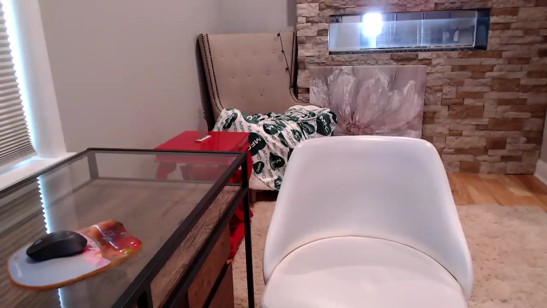 Gallery image thumbnail from AmyDay's myfreecams stream on, 02/15/2023, 16:08 image 2 of 20